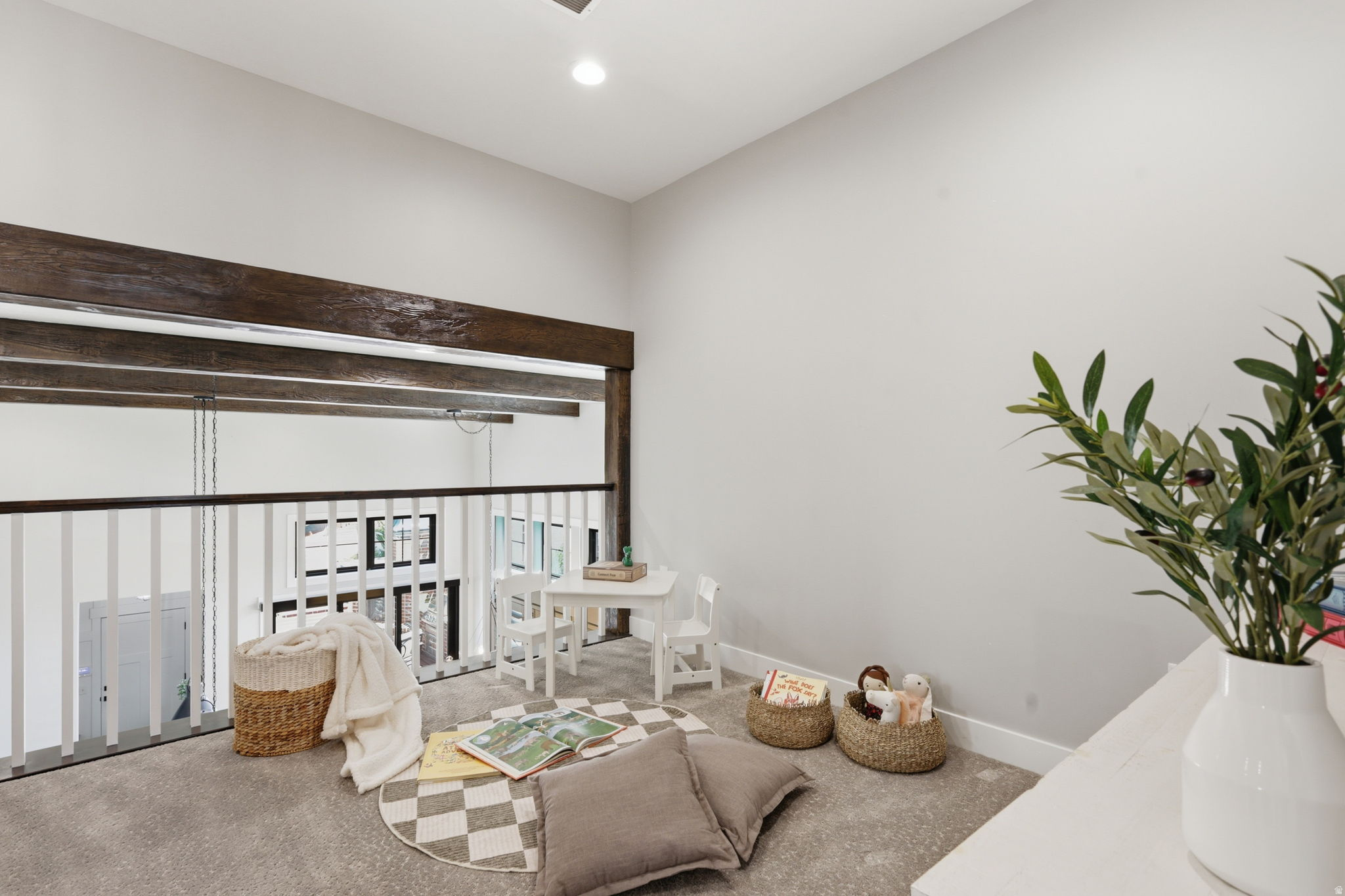 HILL FARMS - Residential