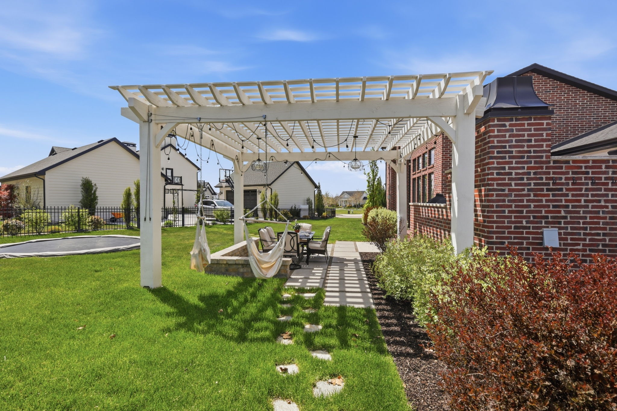 HILL FARMS - Residential