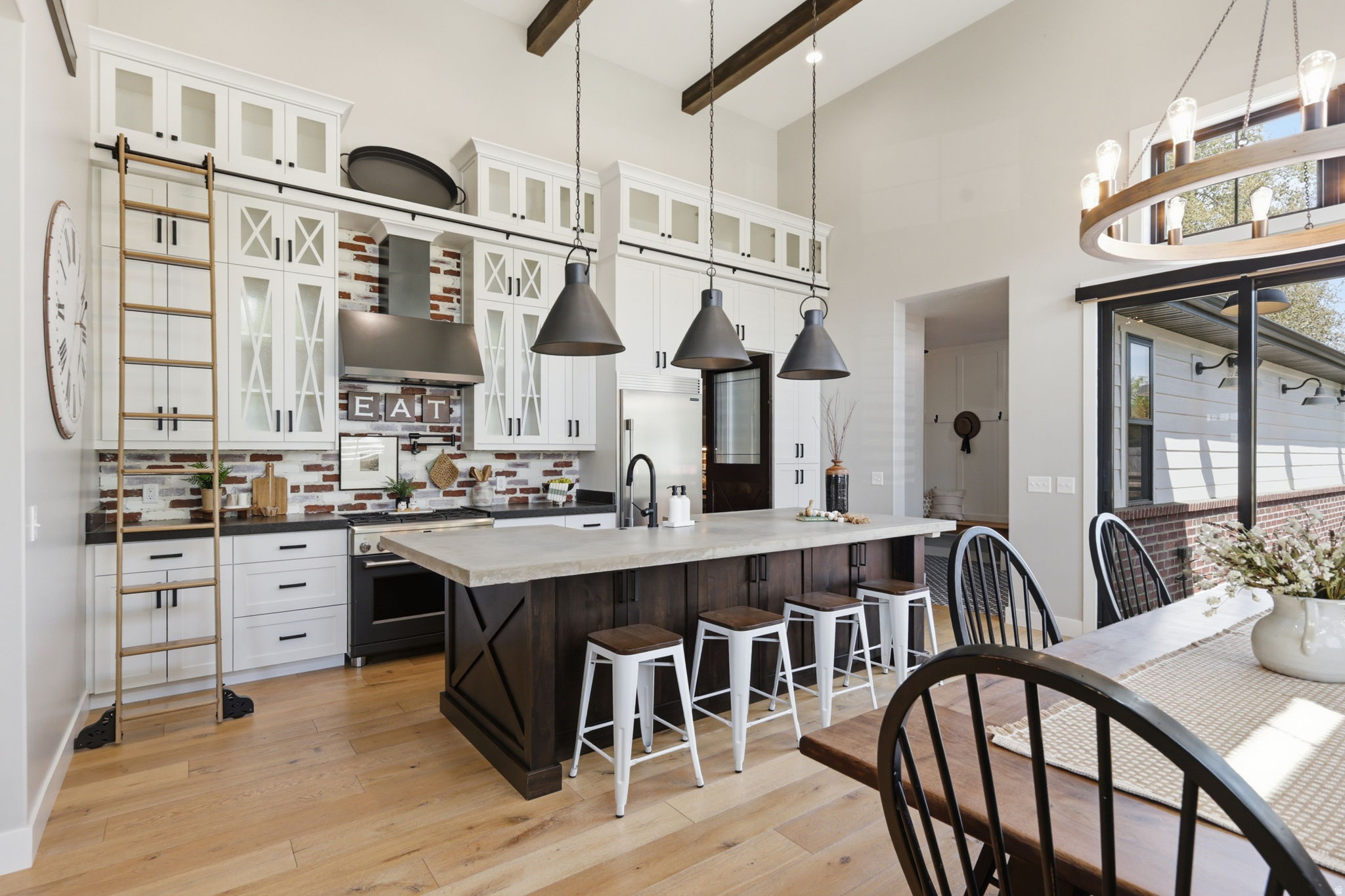 HILL FARMS - Residential