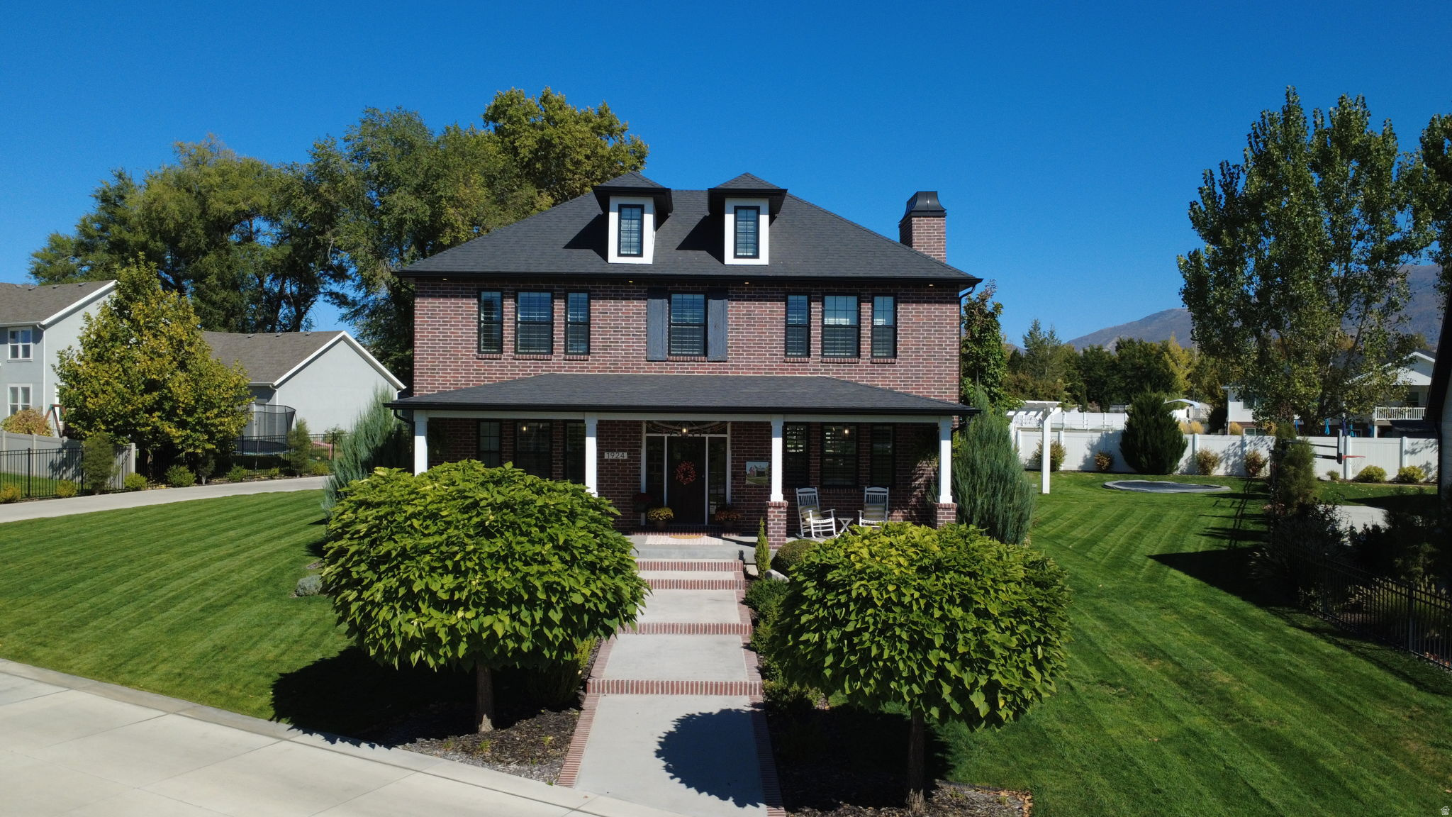 HILL FARMS - Residential