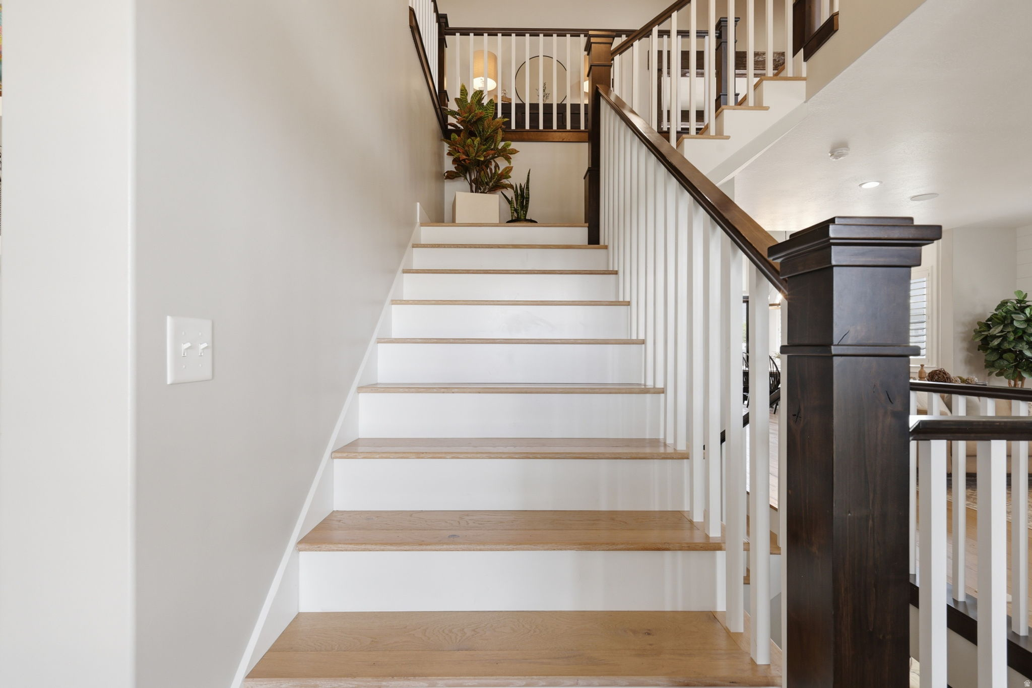 HILL FARMS - Residential