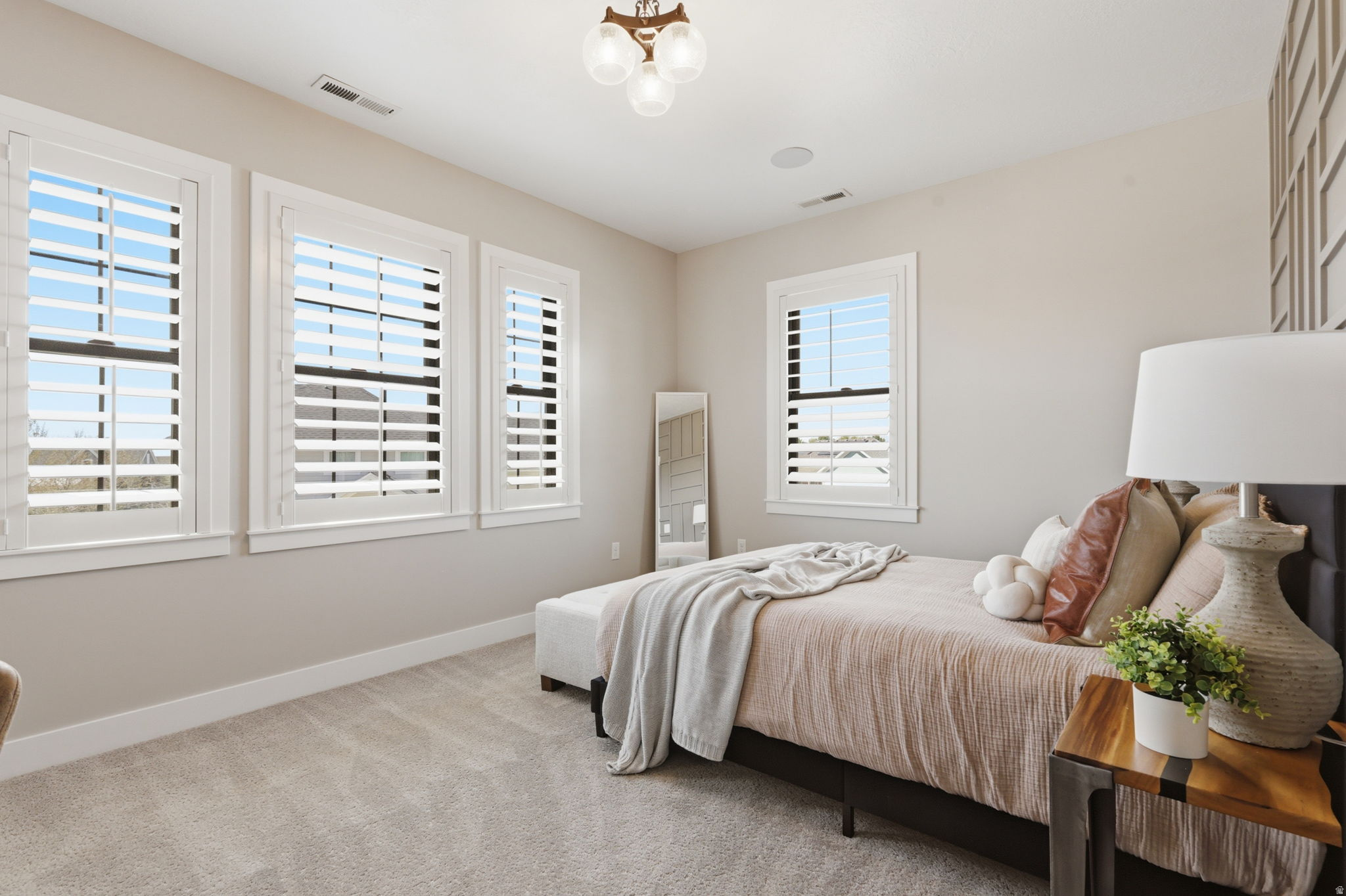 HILL FARMS - Residential