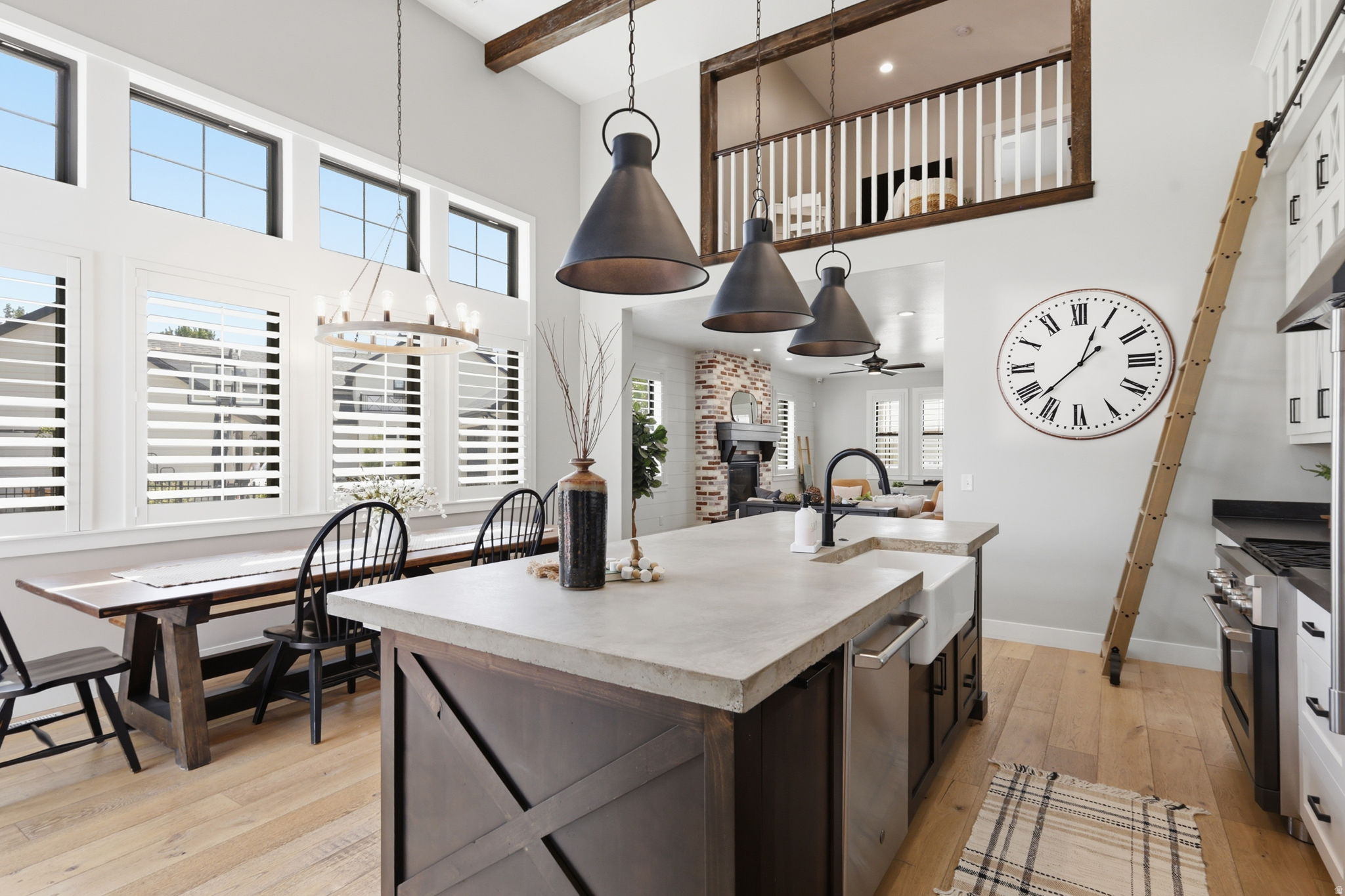 HILL FARMS - Residential