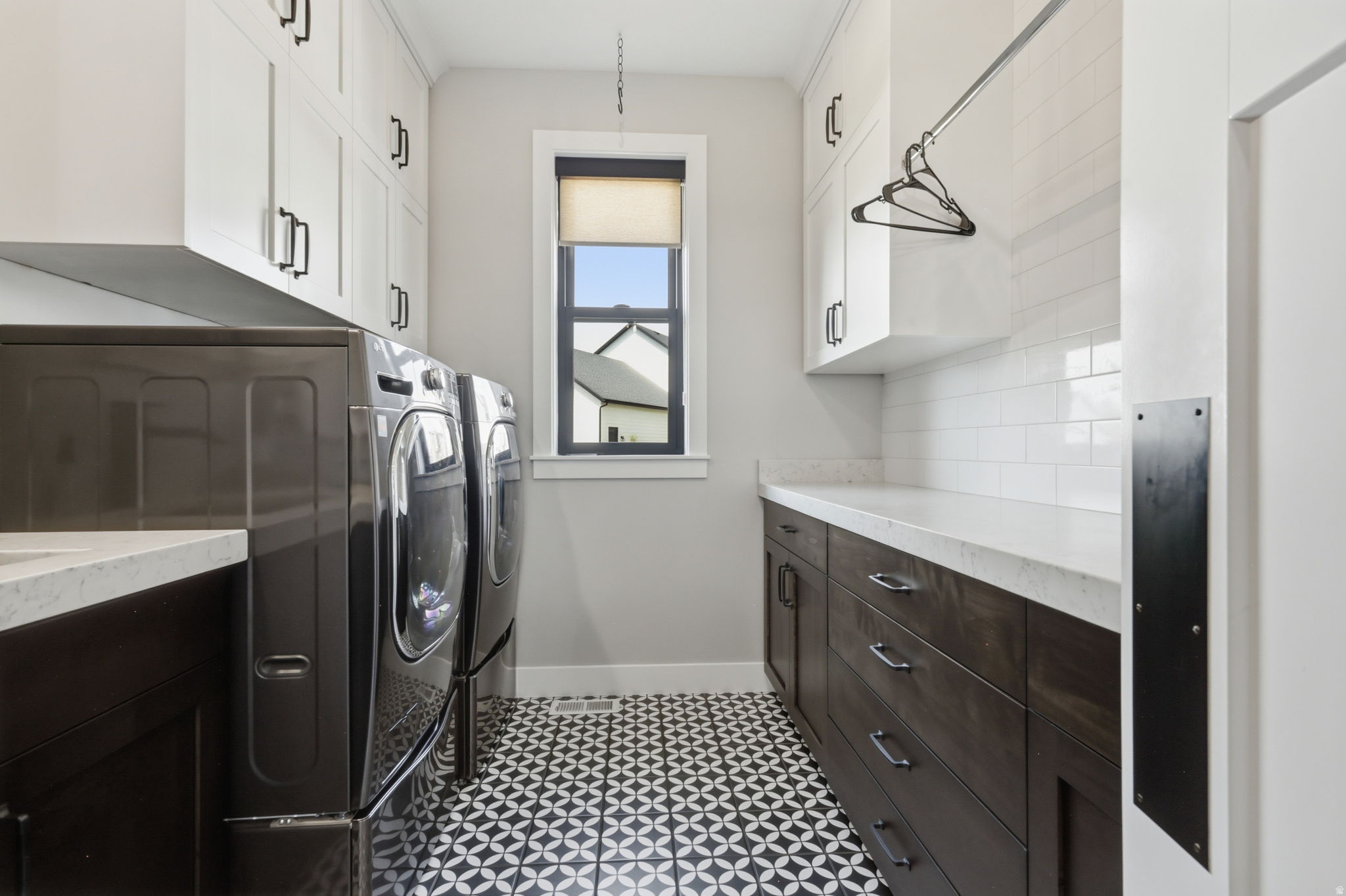 HILL FARMS - Residential