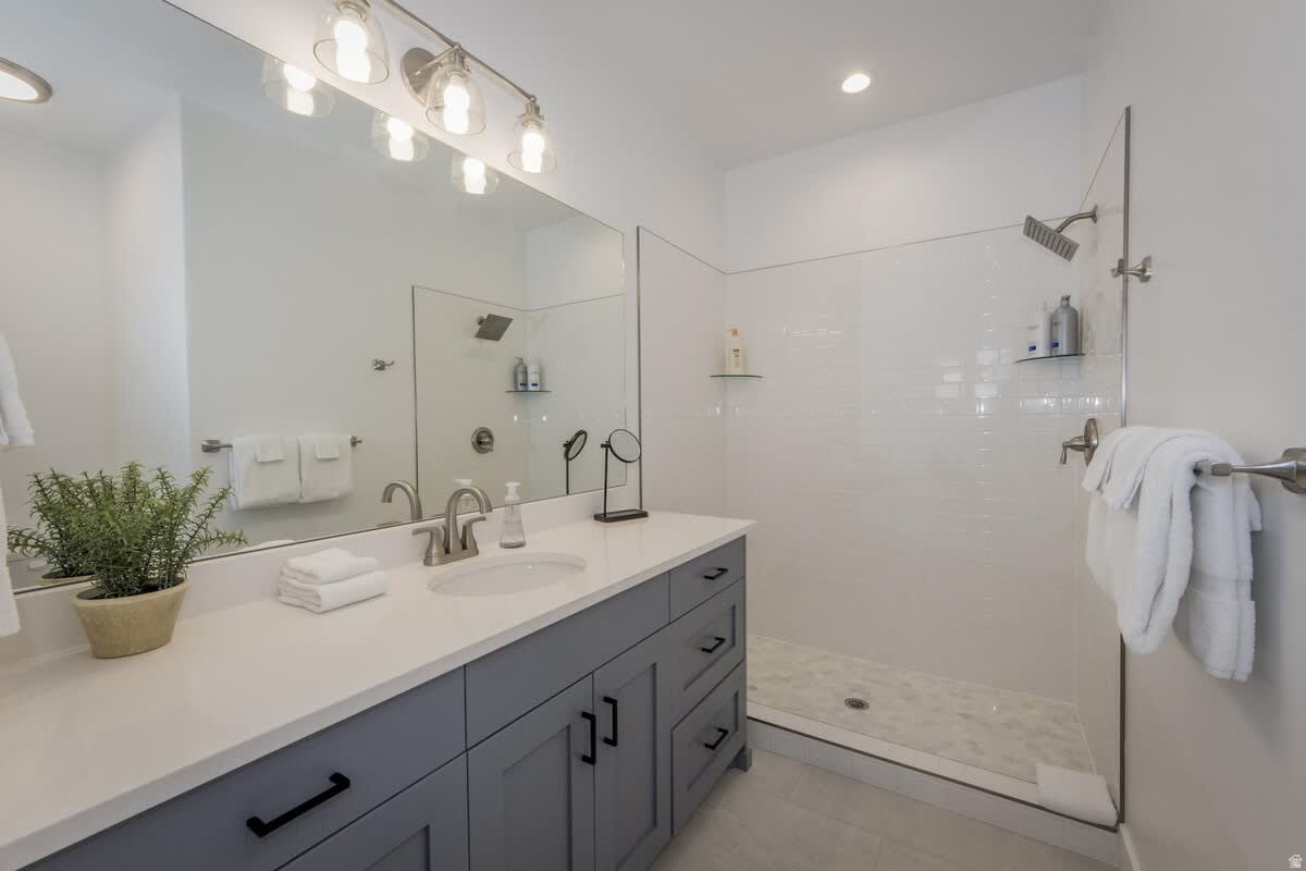 LEGACY BEACH PUD LOT 8 - Residential