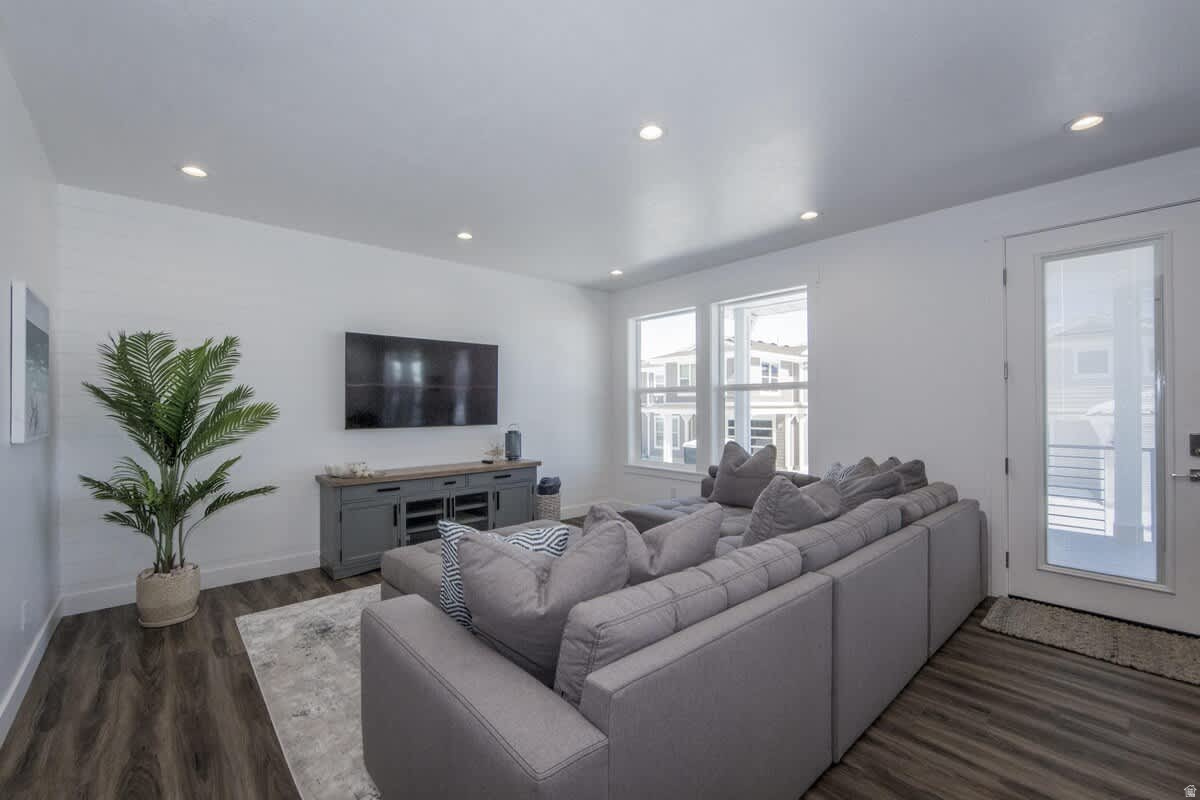 LEGACY BEACH PUD LOT 8 - Residential