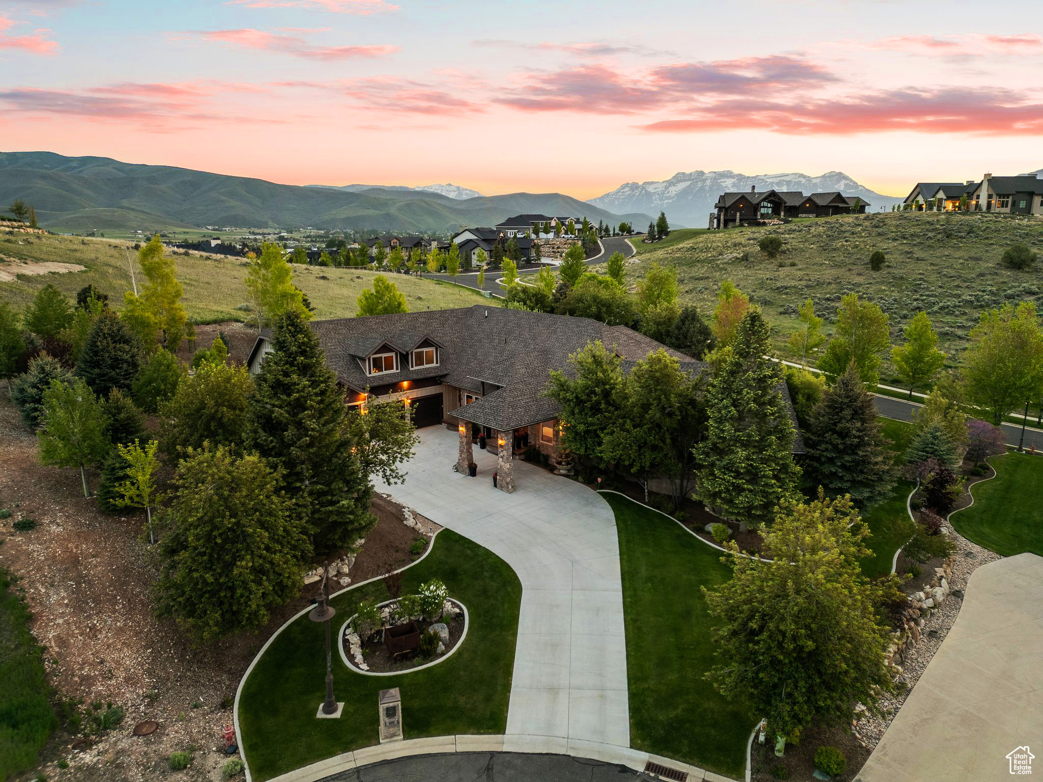 CROSSINGS AT LAKE CR - Residential