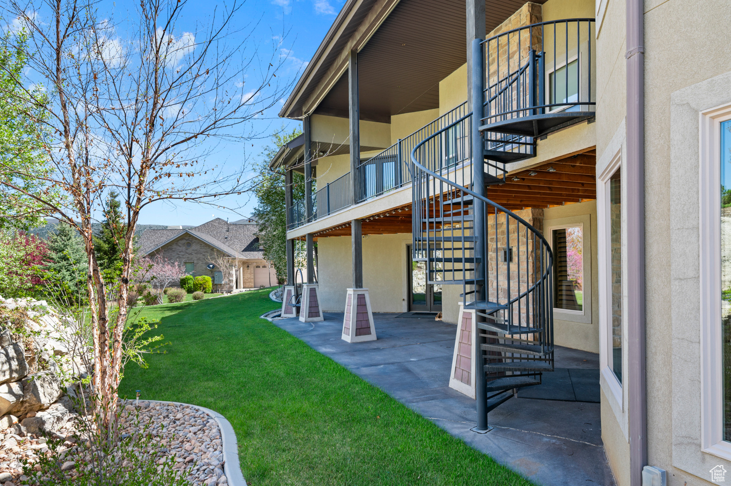 CROSSINGS AT LAKE CR - Residential