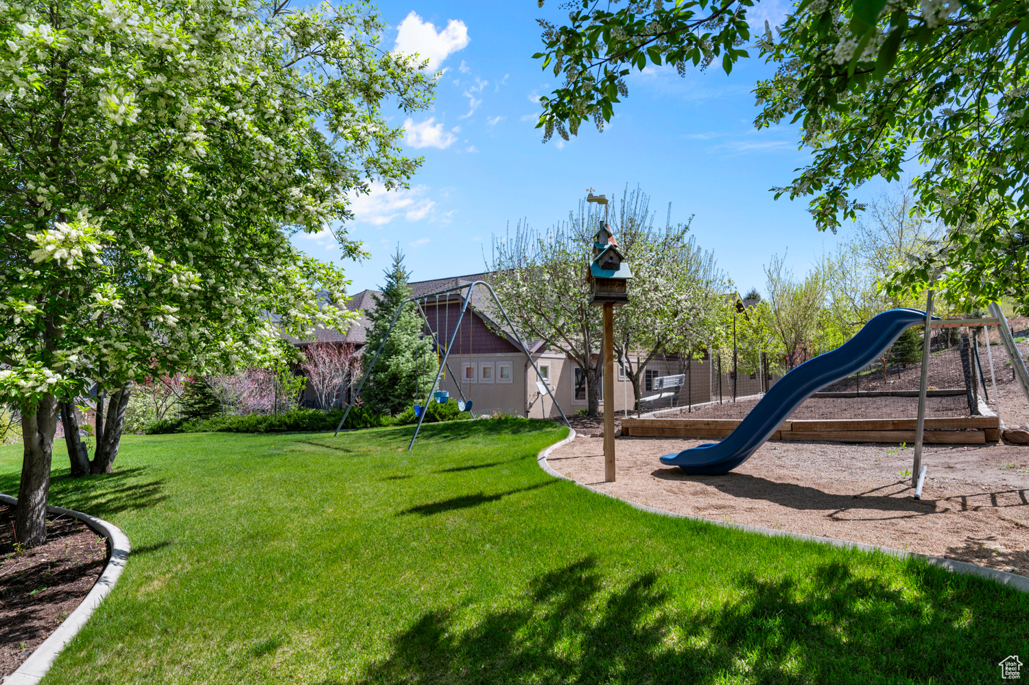 CROSSINGS AT LAKE CR - Residential