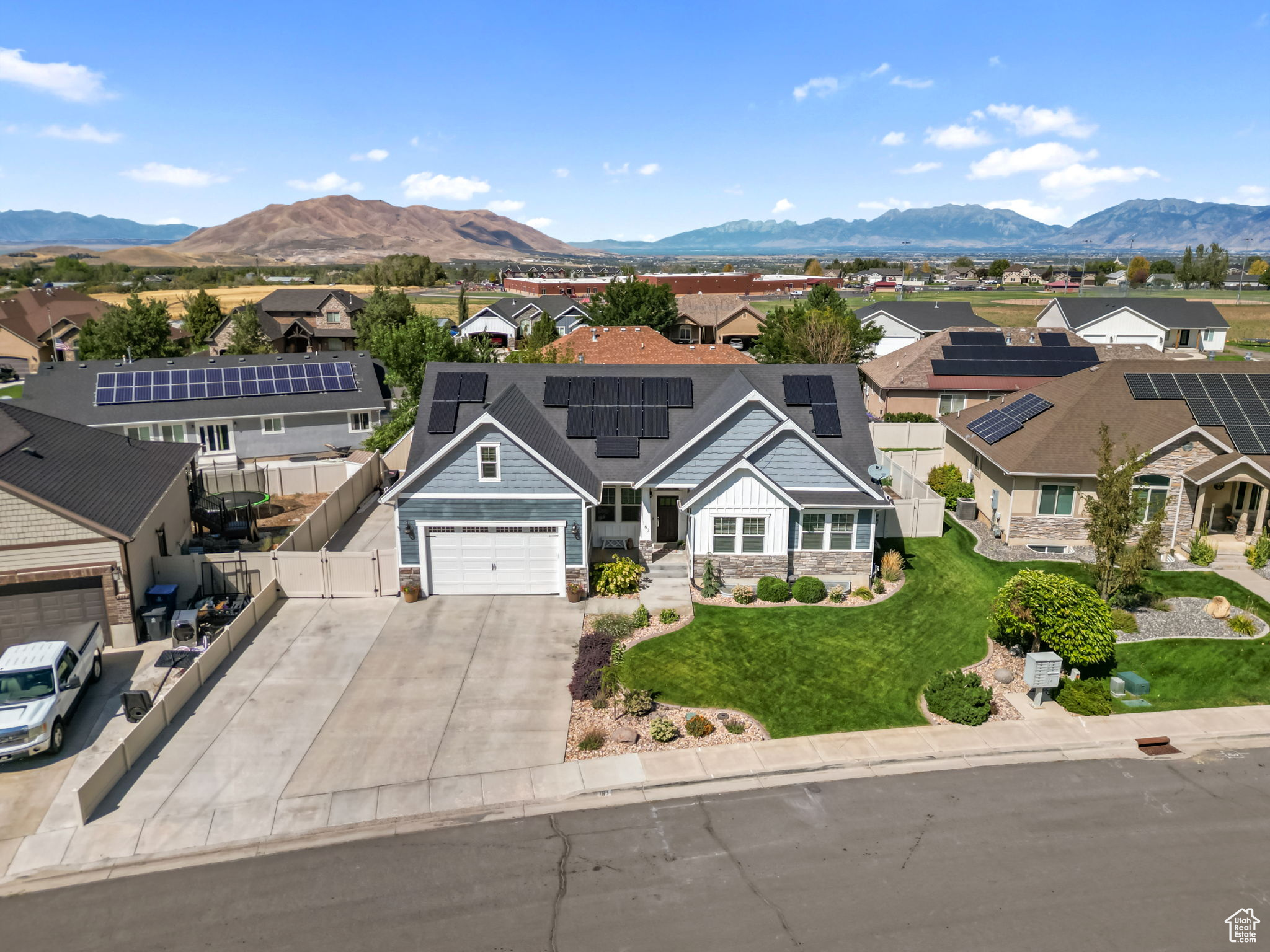 COUNTRYSIDE ESTATES - Residential