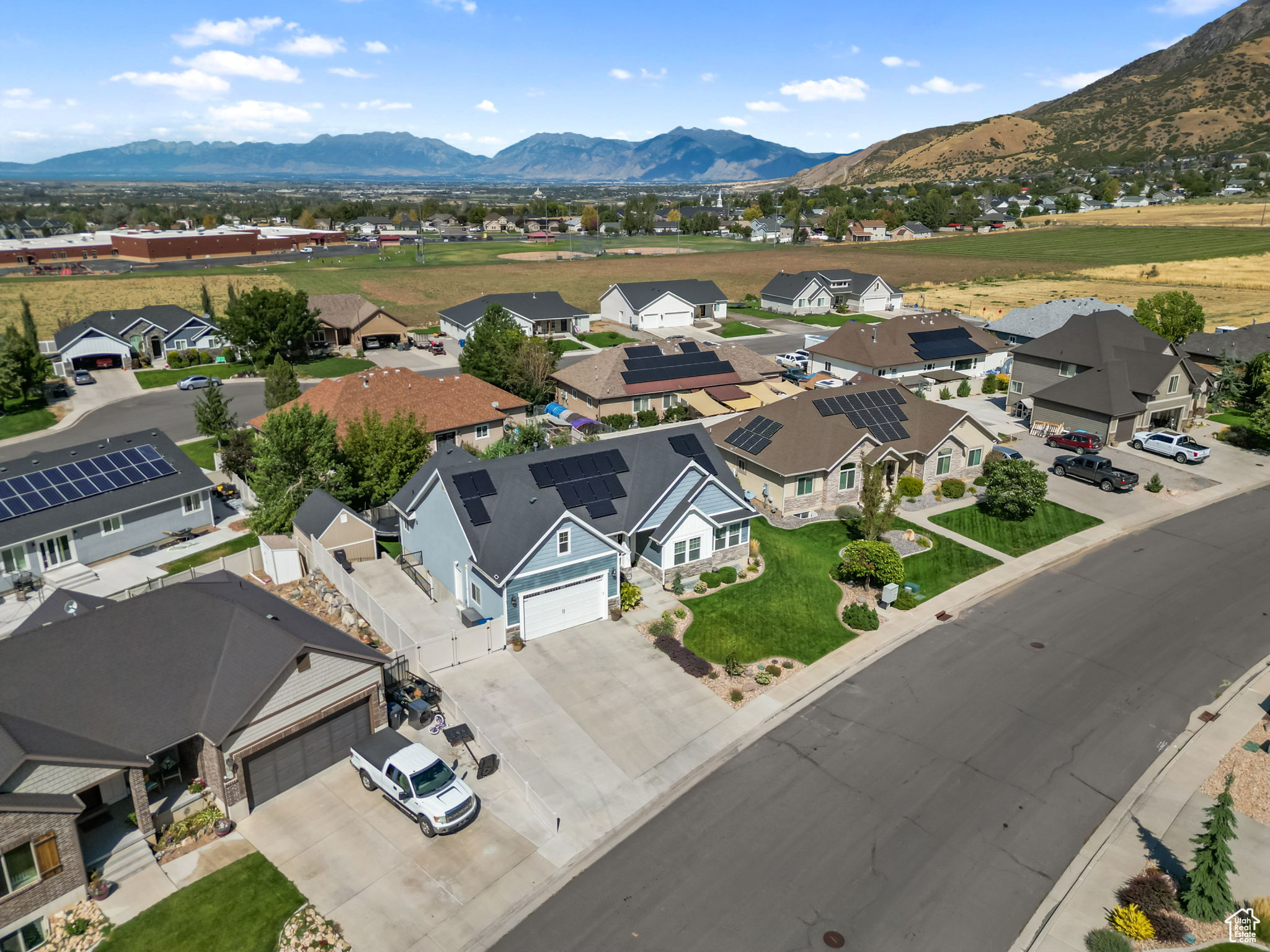 COUNTRYSIDE ESTATES - Residential