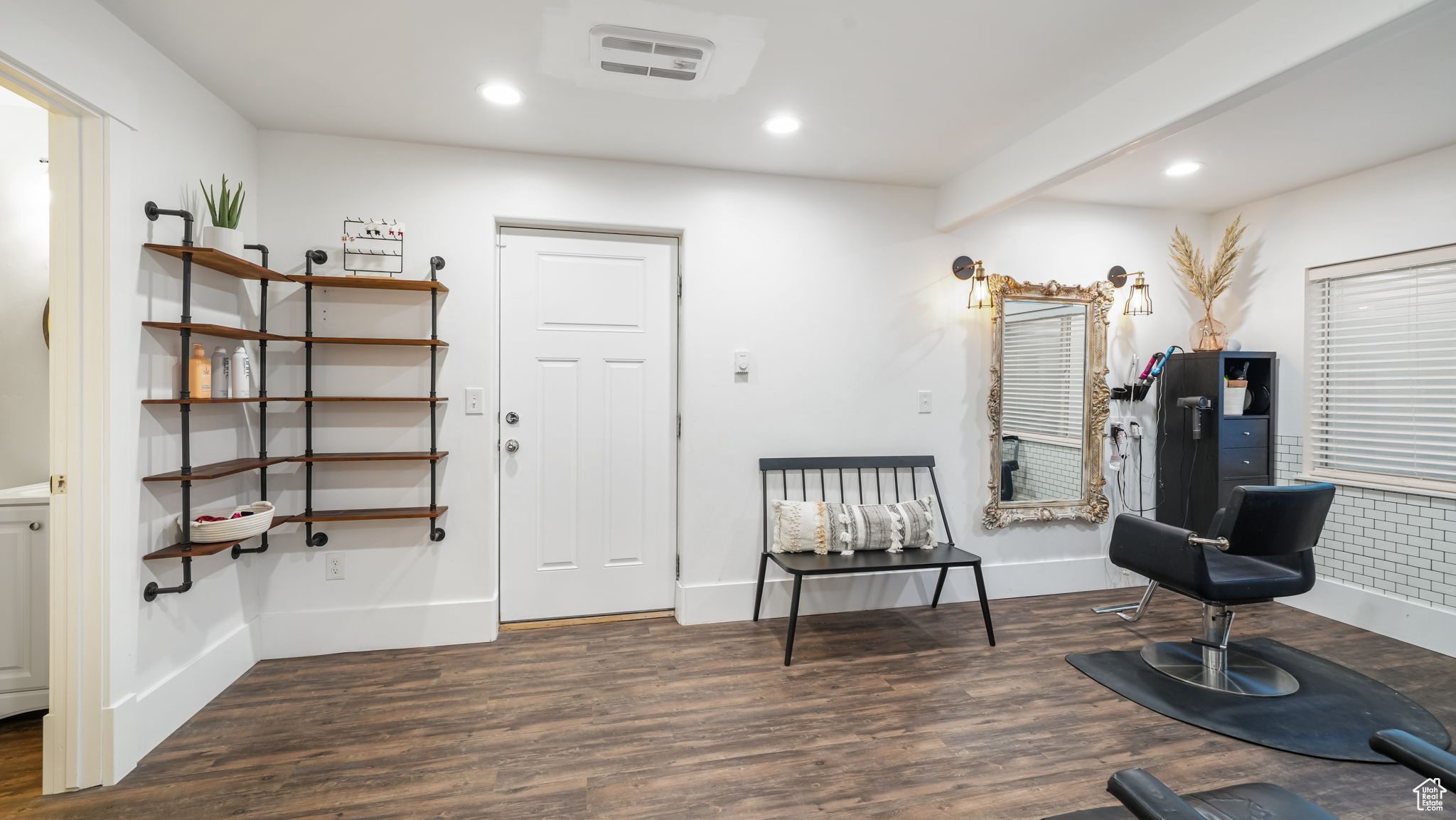 COUNTRYSIDE ESTATES - Residential