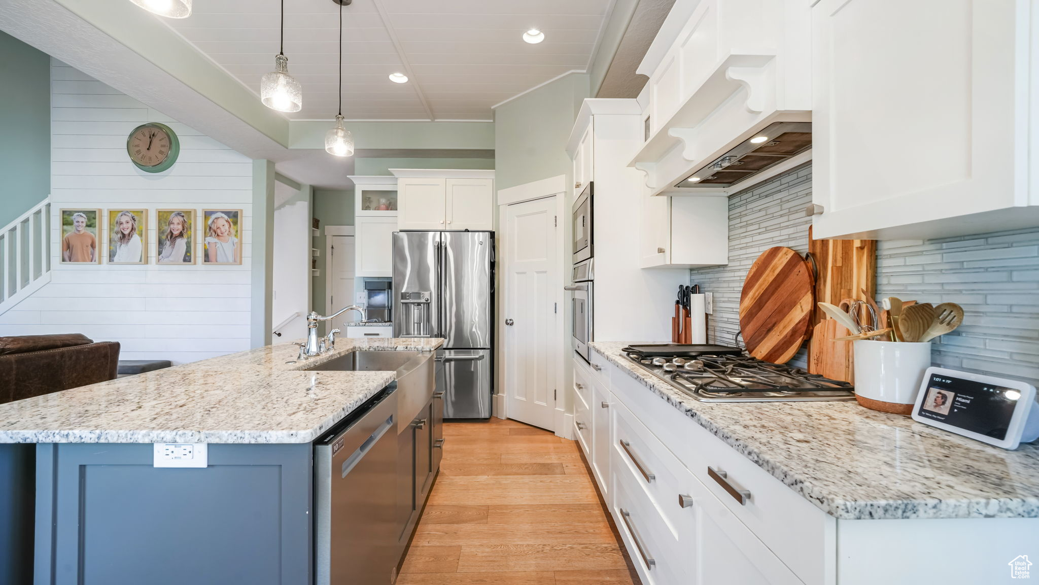 COUNTRYSIDE ESTATES - Residential