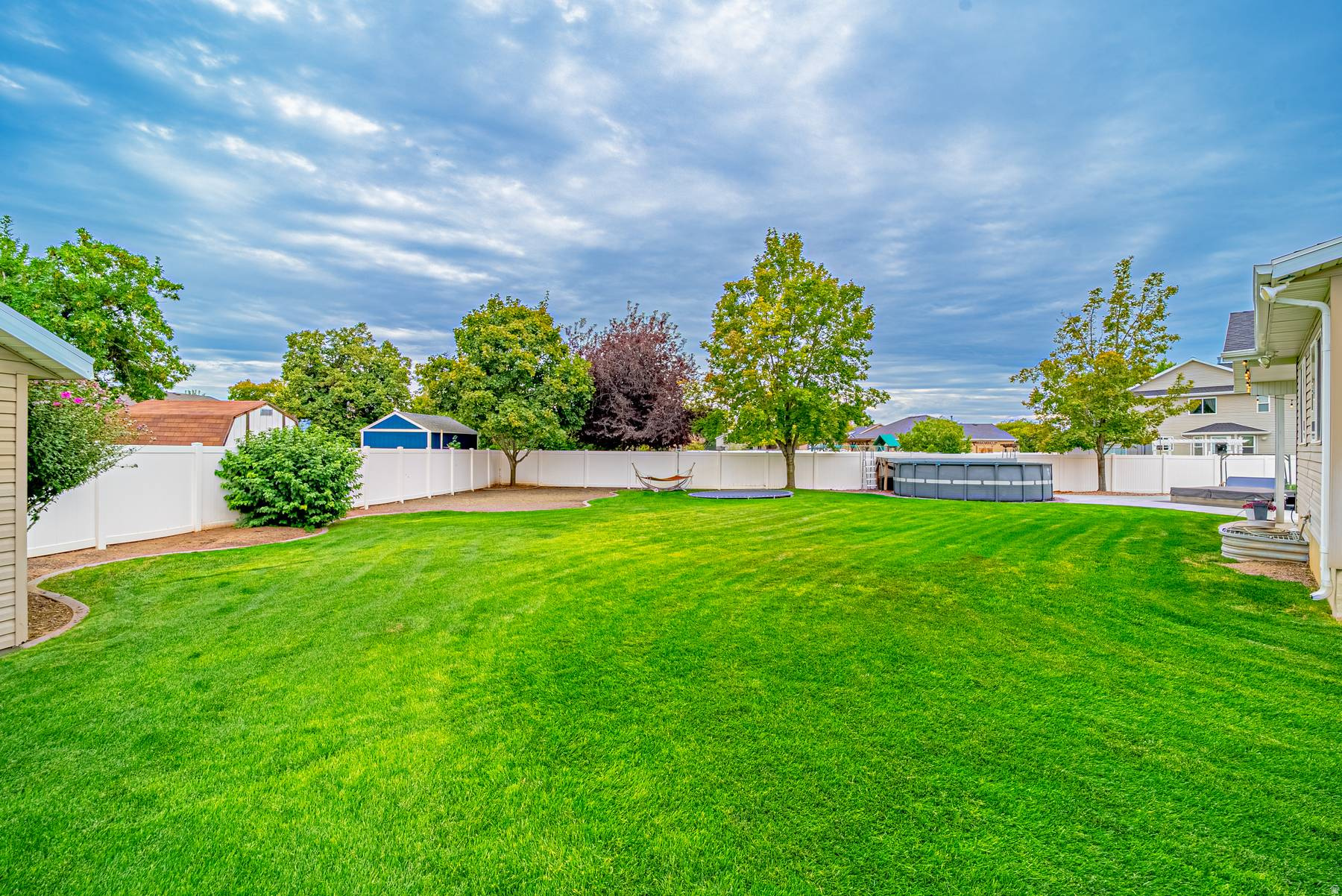 ZIONS CROSSING - Residential