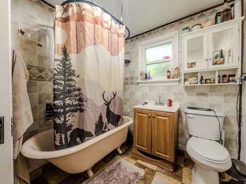 Tiny photo for 625 S 200 E, Springville, UT 84663 (MLS # 2145361)