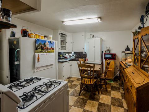 Tiny photo for 625 S 200 E, Springville, UT 84663 (MLS # 2145361)