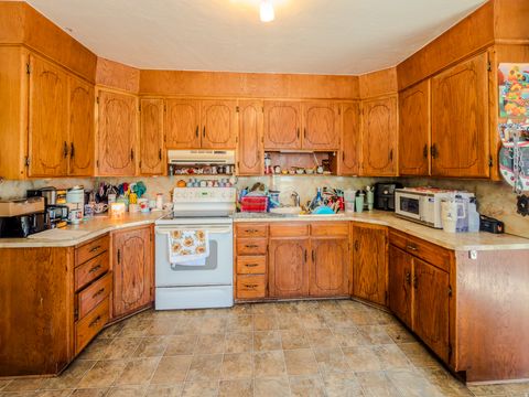 Tiny photo for 625 S 200 E, Springville, UT 84663 (MLS # 2145361)