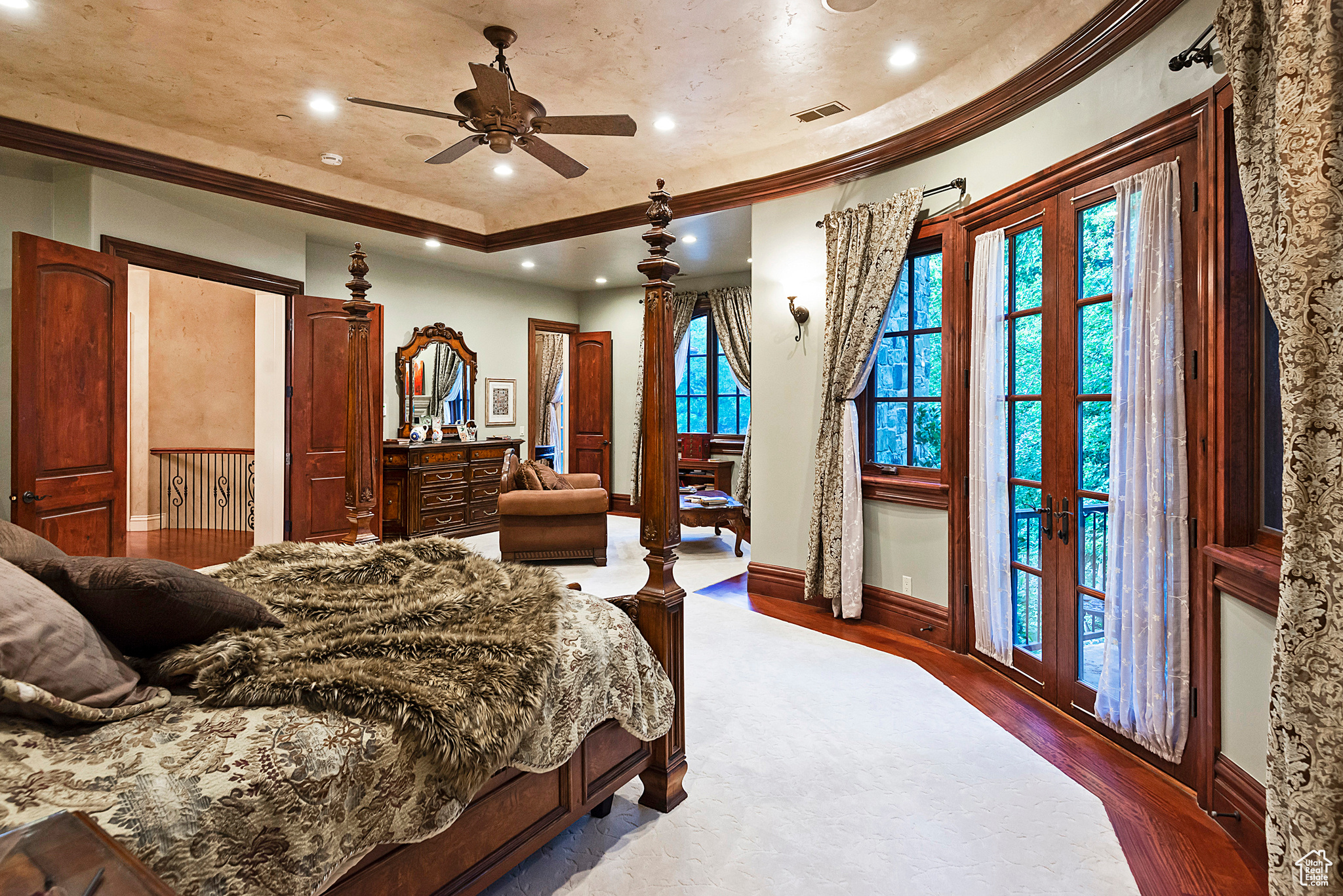 Holladay, Utah 84117, United States, 7 Bedrooms Bedrooms, ,7 BathroomsBathrooms,Residential,Active,89672