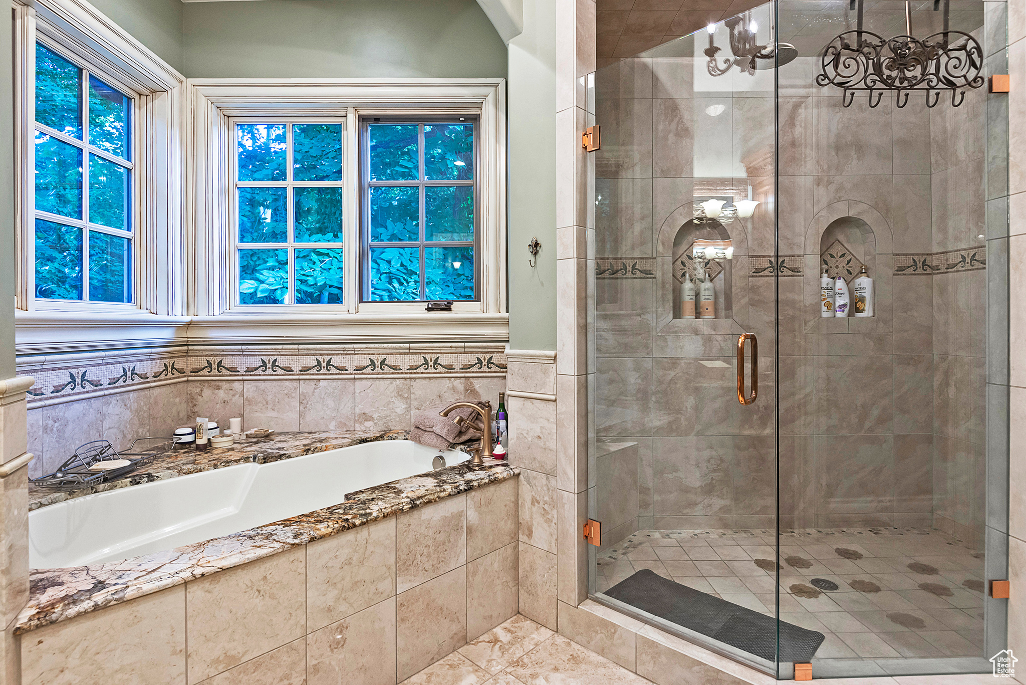 Holladay, Utah 84117, United States, 7 Bedrooms Bedrooms, ,7 BathroomsBathrooms,Residential,Active,89672