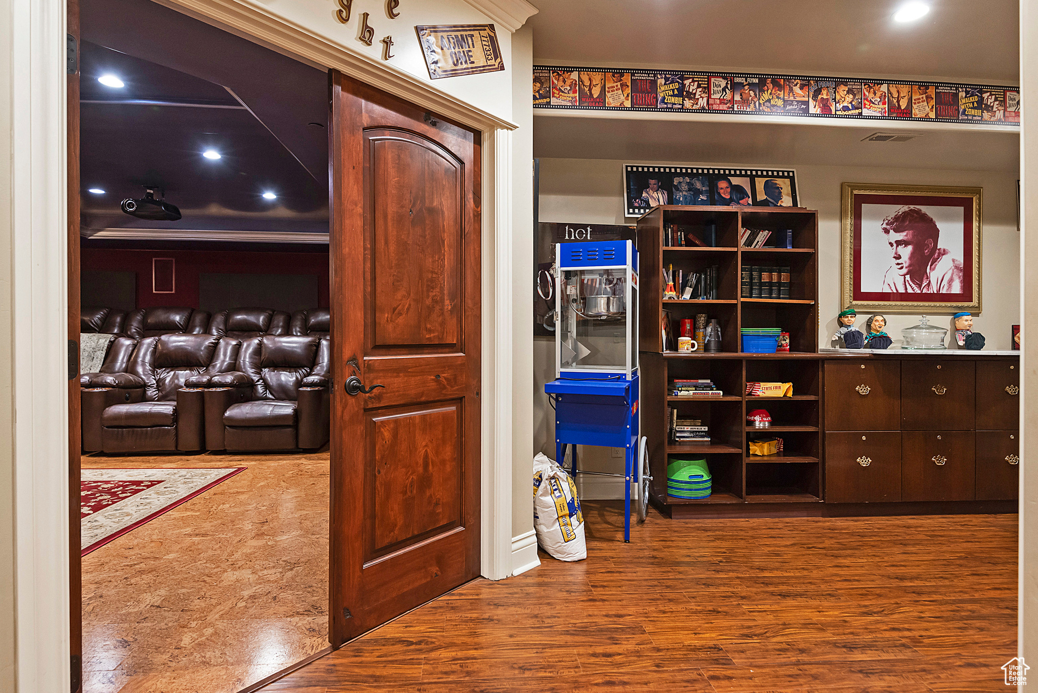 Holladay, Utah 84117, United States, 7 Bedrooms Bedrooms, ,7 BathroomsBathrooms,Residential,Active,89672