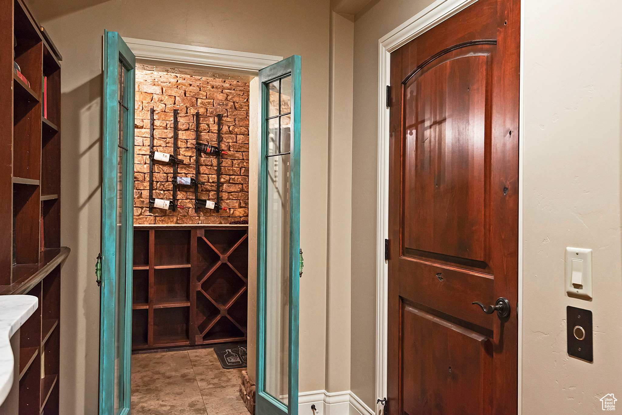 Holladay, Utah 84117, United States, 7 Bedrooms Bedrooms, ,7 BathroomsBathrooms,Residential,Active,89672