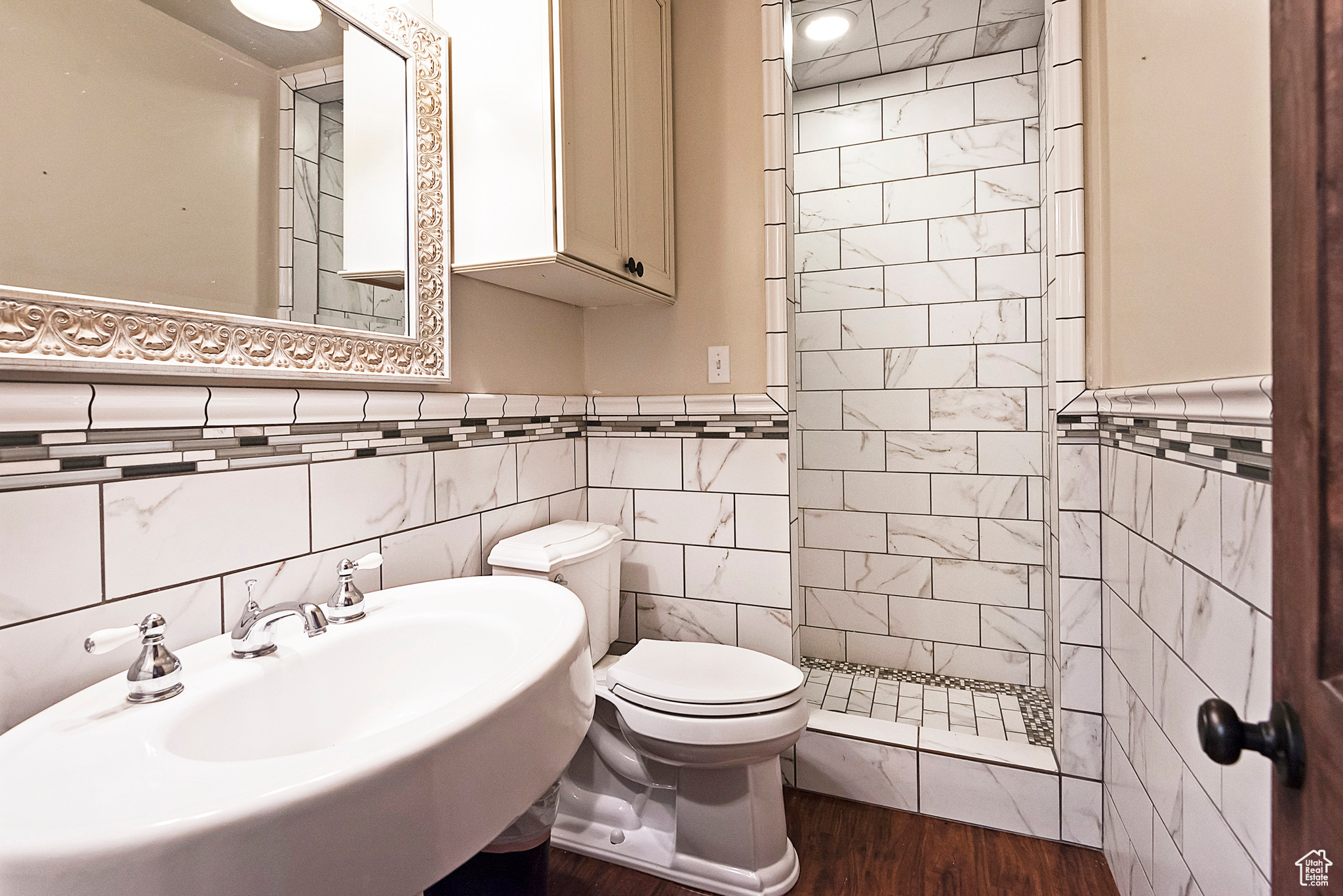 Holladay, Utah 84117, United States, 7 Bedrooms Bedrooms, ,7 BathroomsBathrooms,Residential,Active,89672