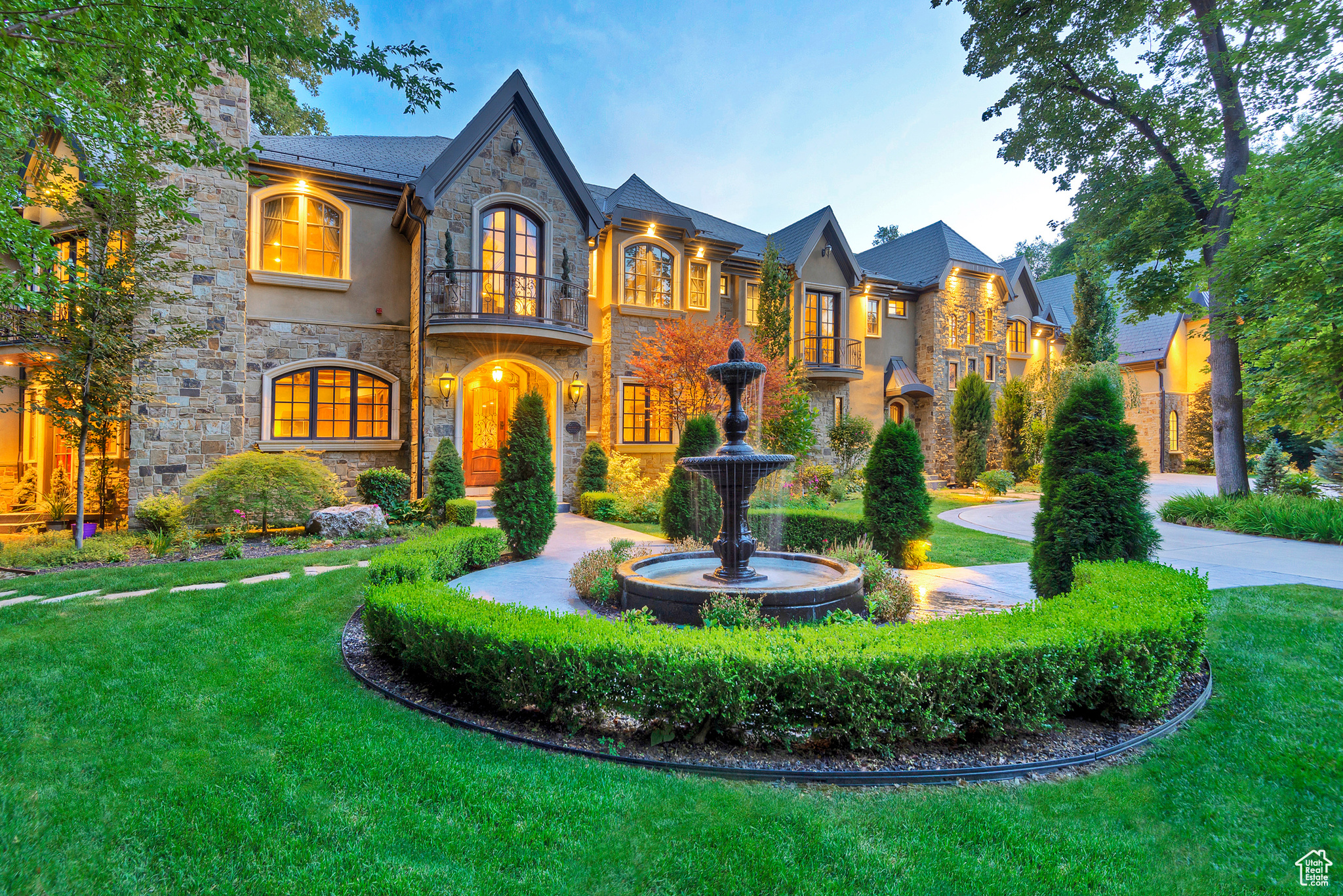 Holladay, Utah 84117, United States, 7 Bedrooms Bedrooms, ,7 BathroomsBathrooms,Residential,Active,89672