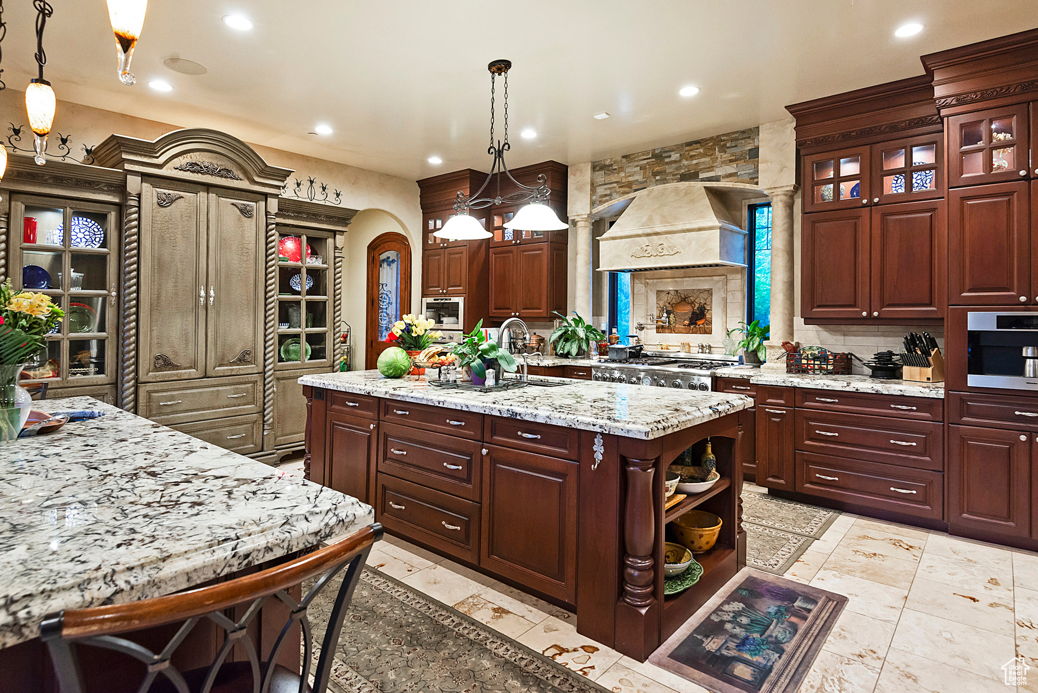 Holladay, Utah 84117, United States, 7 Bedrooms Bedrooms, ,7 BathroomsBathrooms,Residential,Active,89672