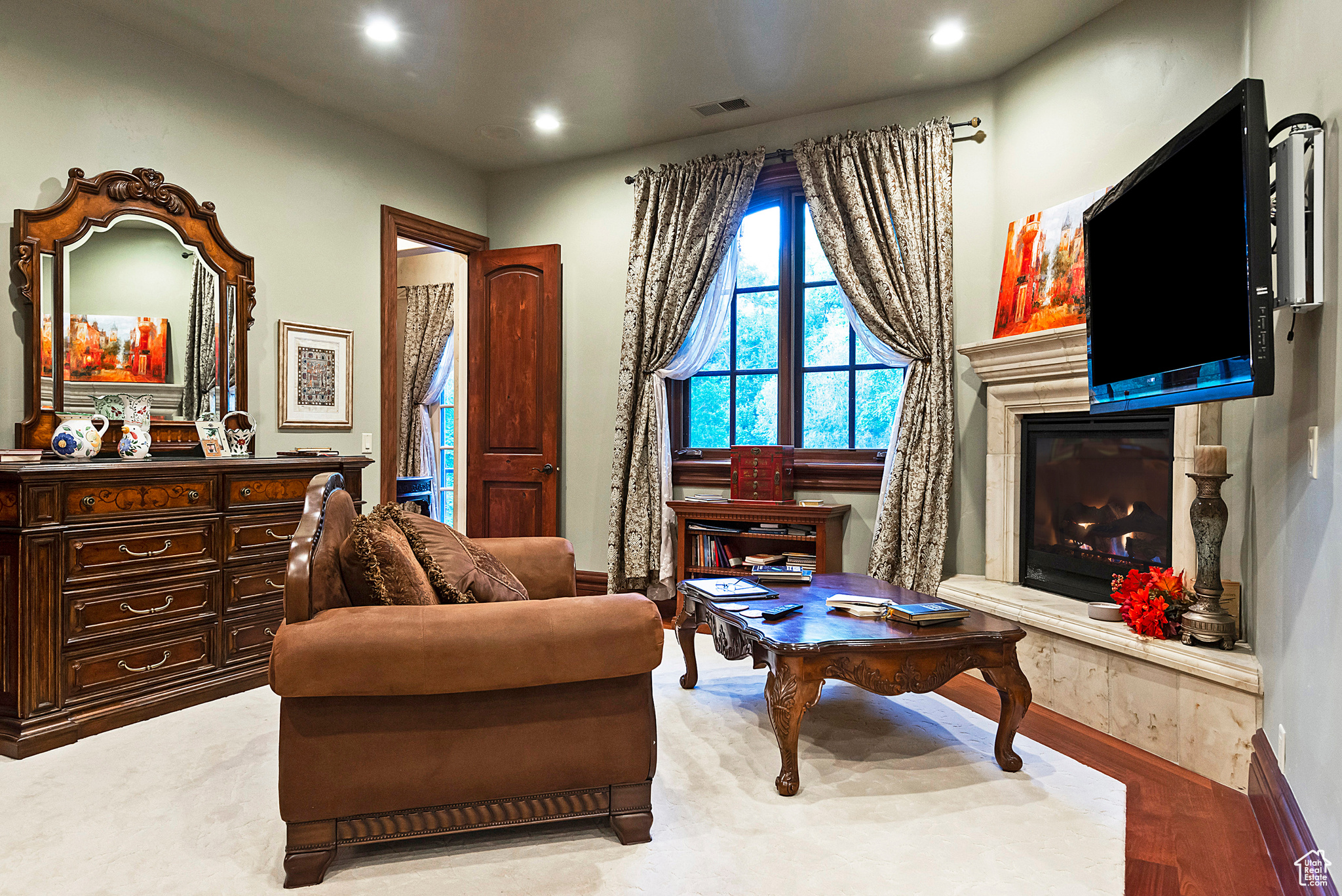 Holladay, Utah 84117, United States, 7 Bedrooms Bedrooms, ,7 BathroomsBathrooms,Residential,Active,89672