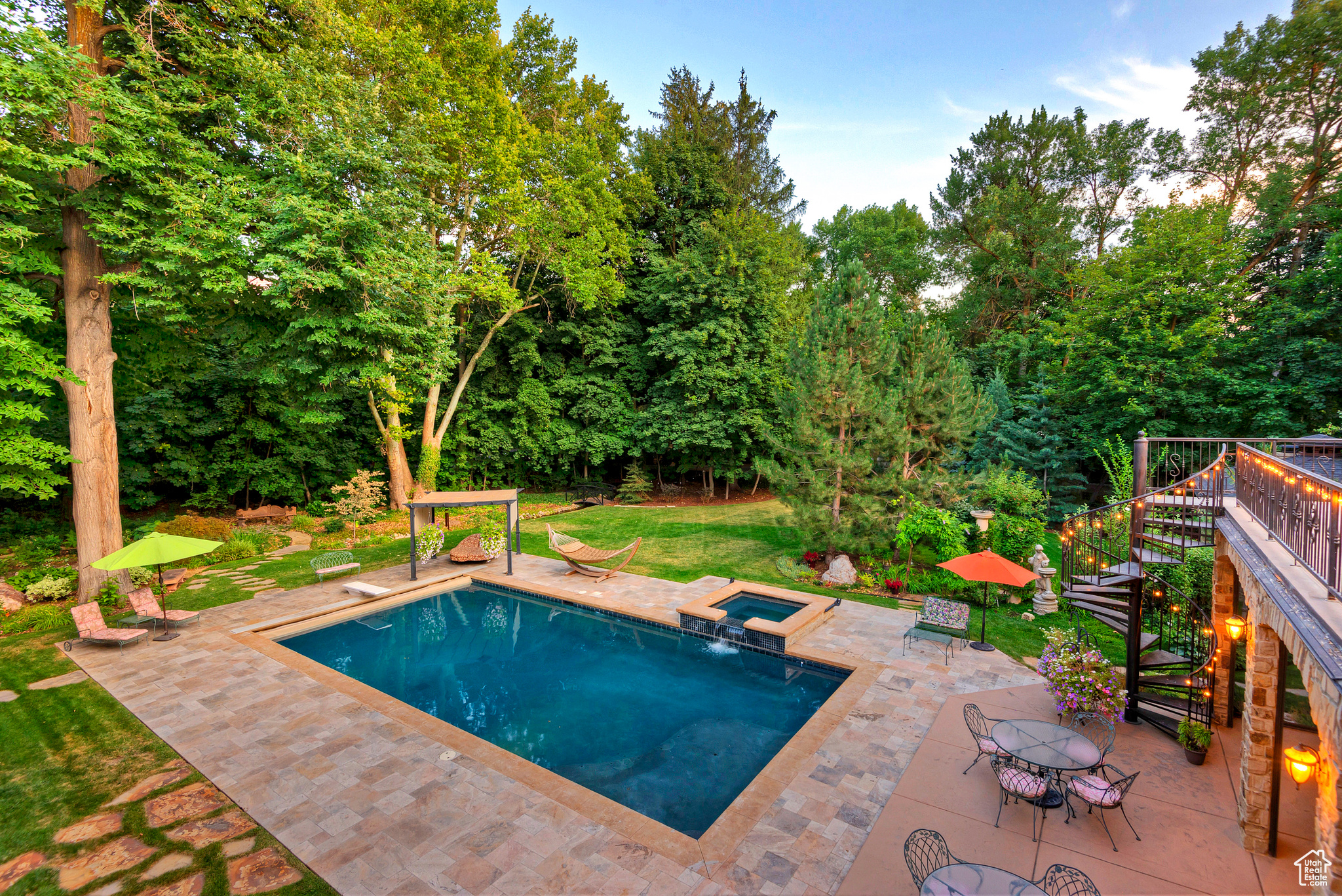 Holladay, Utah 84117, United States, 7 Bedrooms Bedrooms, ,7 BathroomsBathrooms,Residential,Active,89672