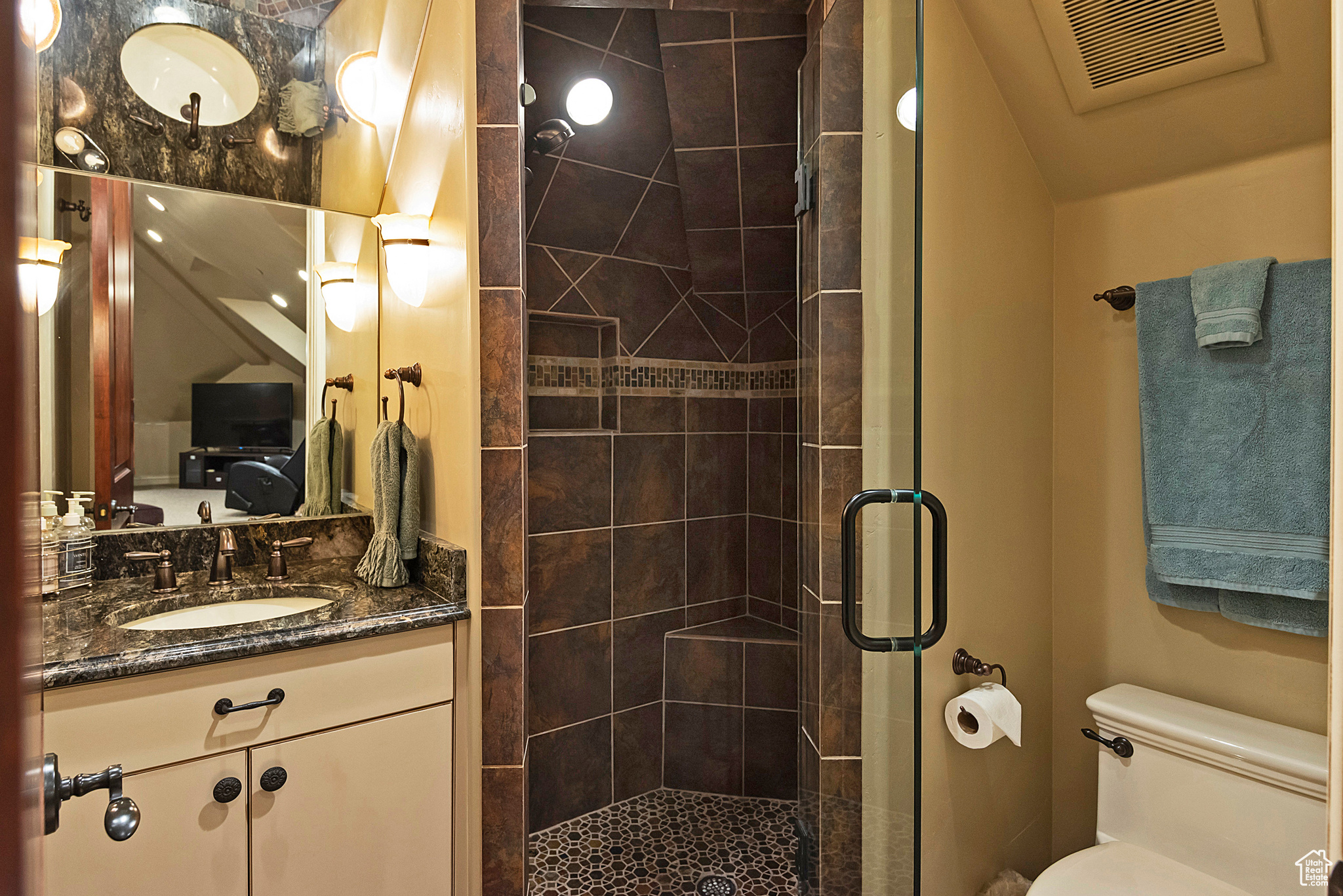 Holladay, Utah 84117, United States, 7 Bedrooms Bedrooms, ,7 BathroomsBathrooms,Residential,Active,89672