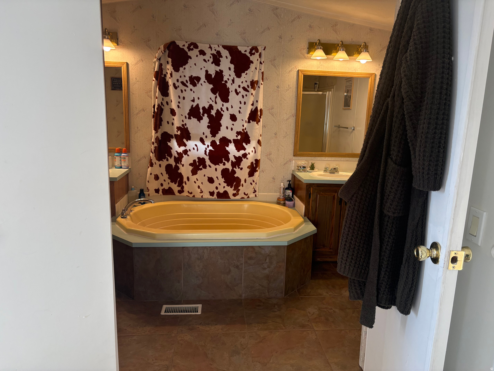 PRESTON MOBLE ESTATES - Residential