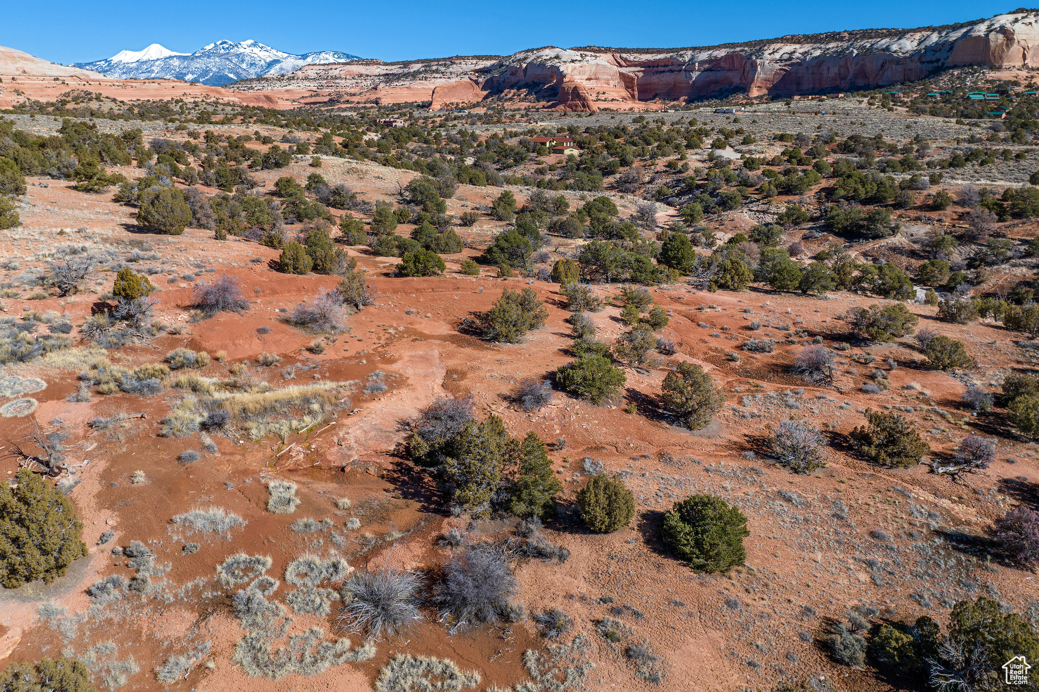 WILSON ARCH RESORT - Commercial Sale