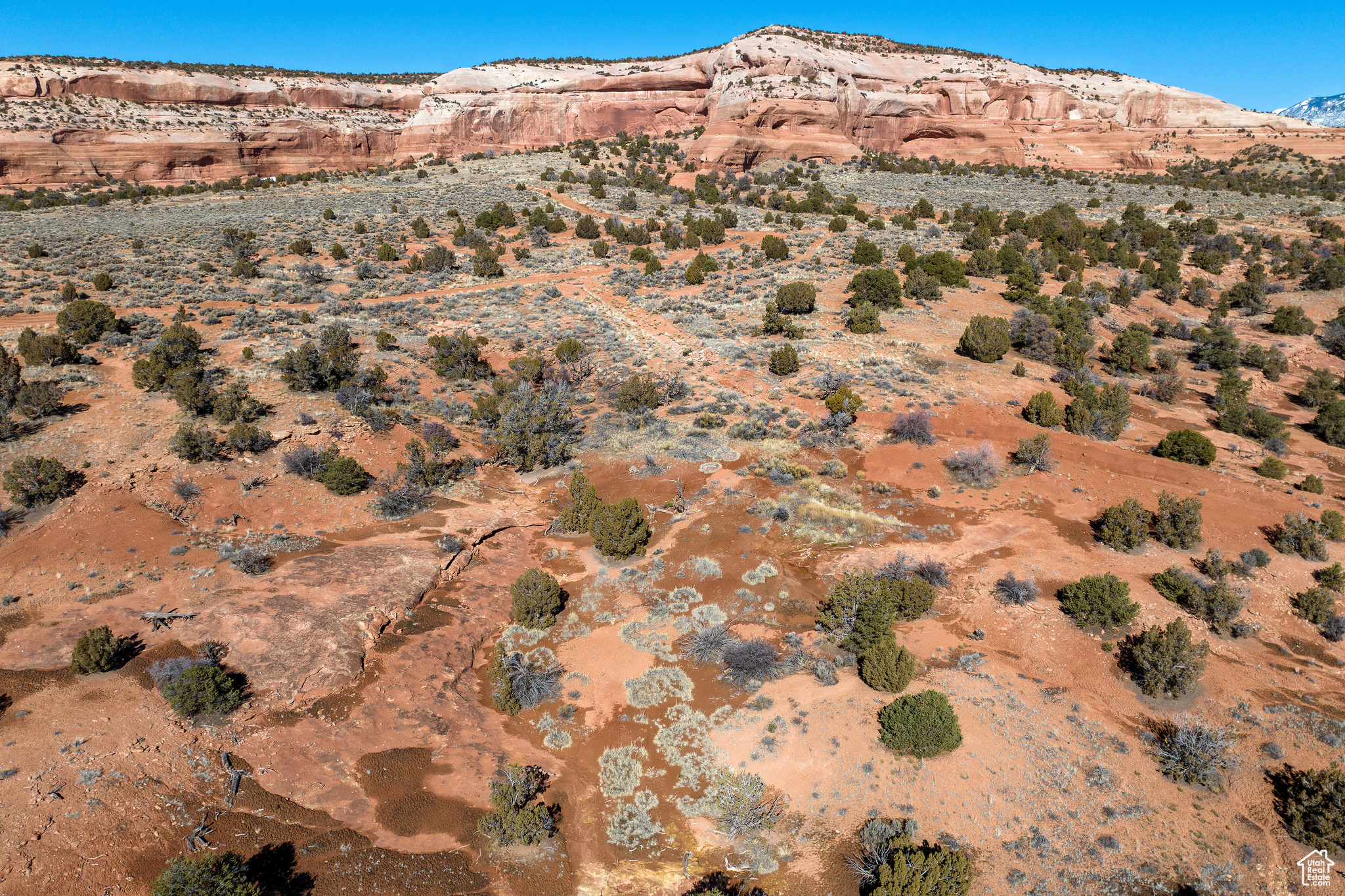 WILSON ARCH RESORT - Commercial Sale