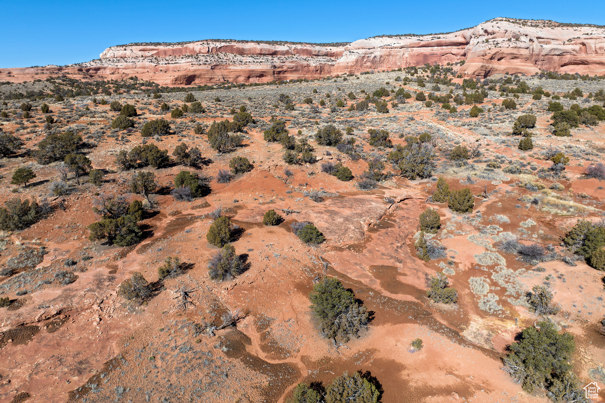 WILSON ARCH RESORT - Commercial Sale