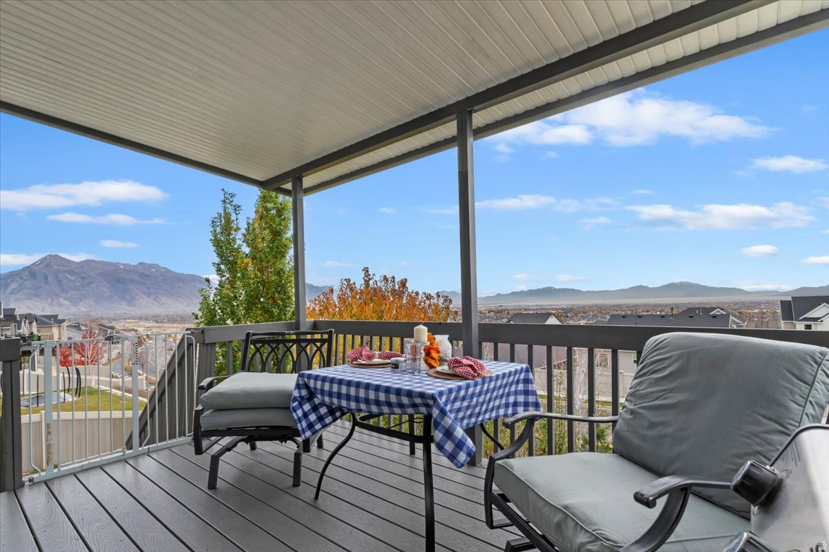 CROSSINGS AT TRAVERSE - Residential