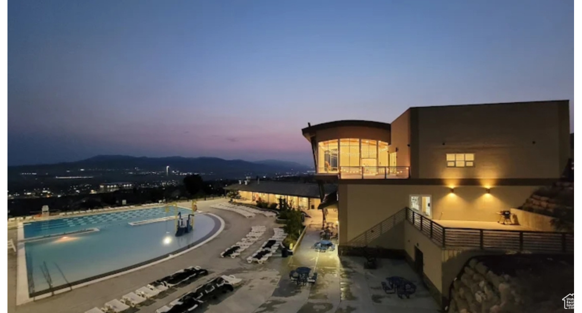 CROSSINGS AT TRAVERSE - Residential