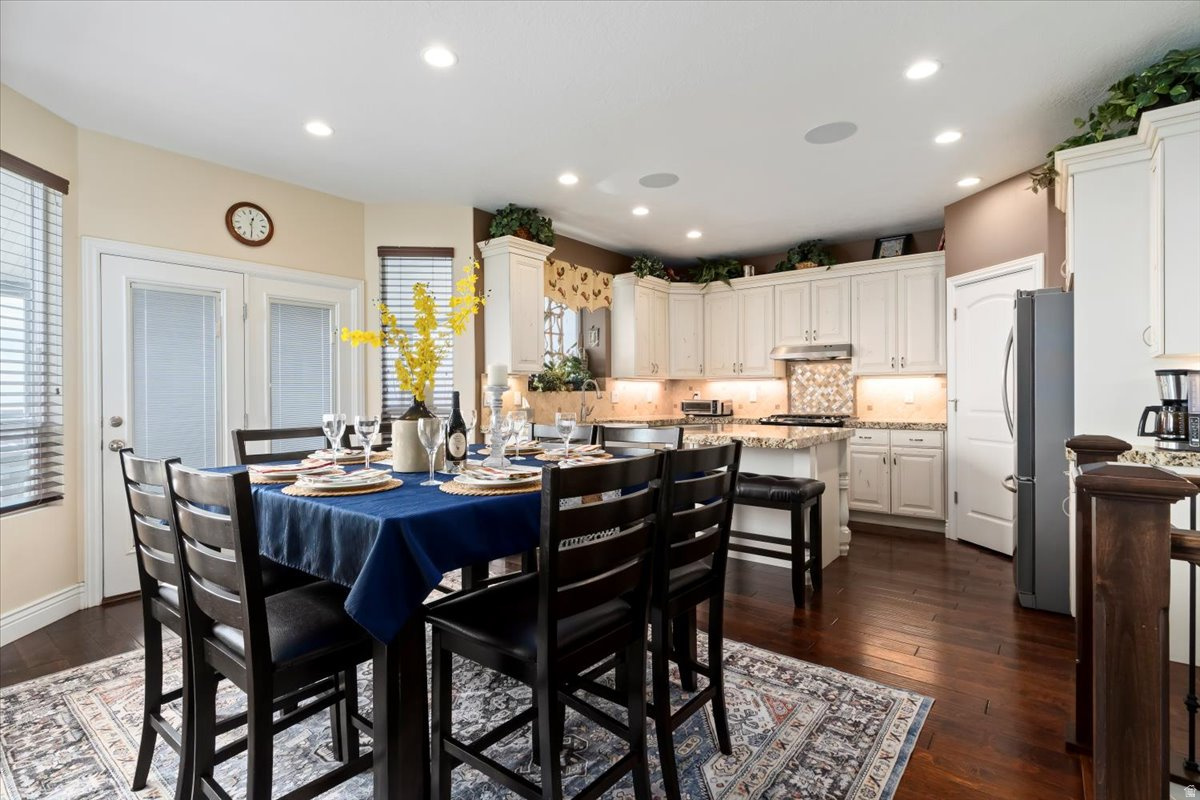 CROSSINGS AT TRAVERSE - Residential