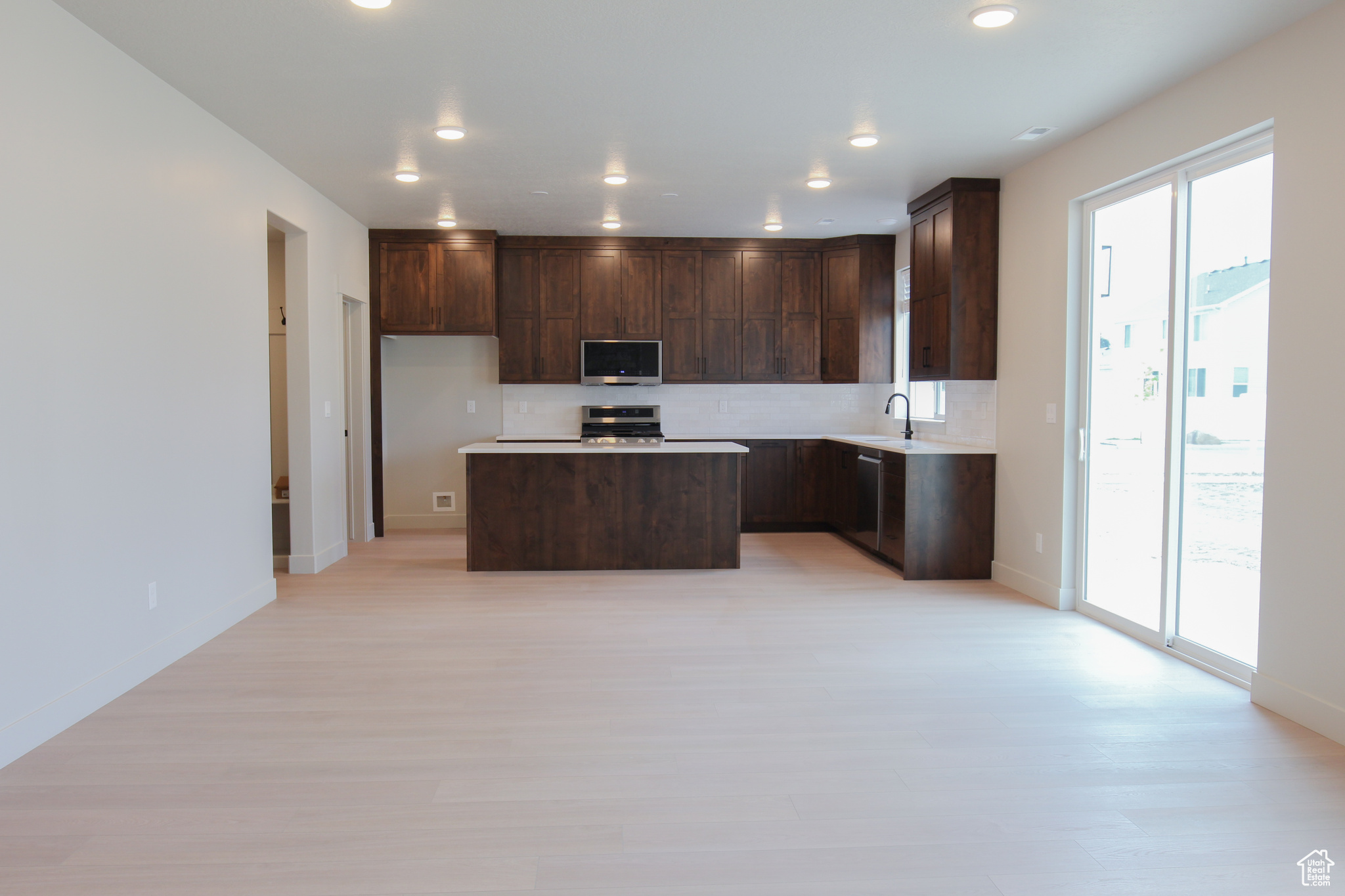 GOLDEN FOREST - Residential