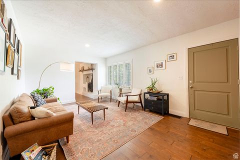 Tiny photo for 2119 S KING ST E, Salt Lake City, UT 84109 (MLS # 2113284)