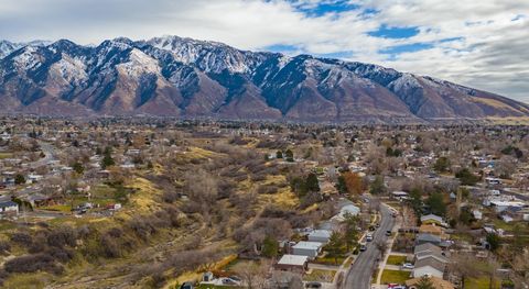 Tiny photo for 959 E VIOLET DR, Sandy, UT 84094 (MLS # 2126477)