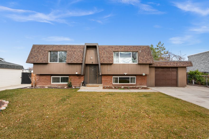 VIEWS VIEWS VIEWS! Wake up to the stunning Twin Peaks skyline from this beautifully updated home that backs directly to Dimple Dell with trail access just steps away. This is where location meets lifestyle, offering 4 bedrooms, 2 full bathrooms, 2 kitchens, 2 living rooms, and 2 private entrances, creating a perfect setup for a mother-in-law suite, ADU, or seamless single-family living. Updated throughout with modern finishes and all appliances included! The attached garage does not access the interior, allowing either level to use it. Move-in ready with endless opportunity, all wrapped in breathtaking mountain views. Welcome home!