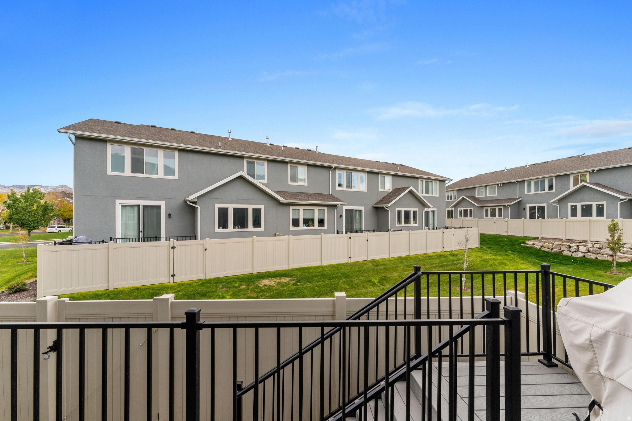 SIMPSON HOLLOW - Residential