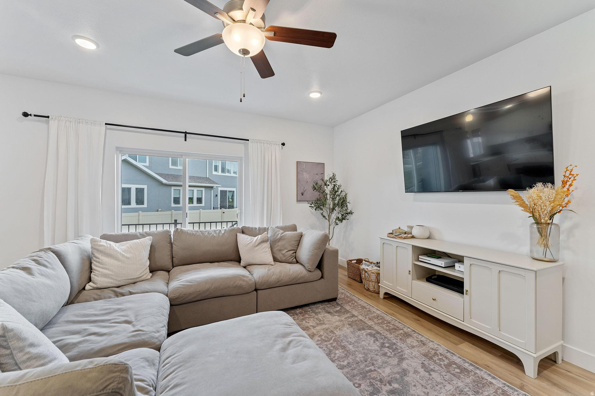 SIMPSON HOLLOW - Residential