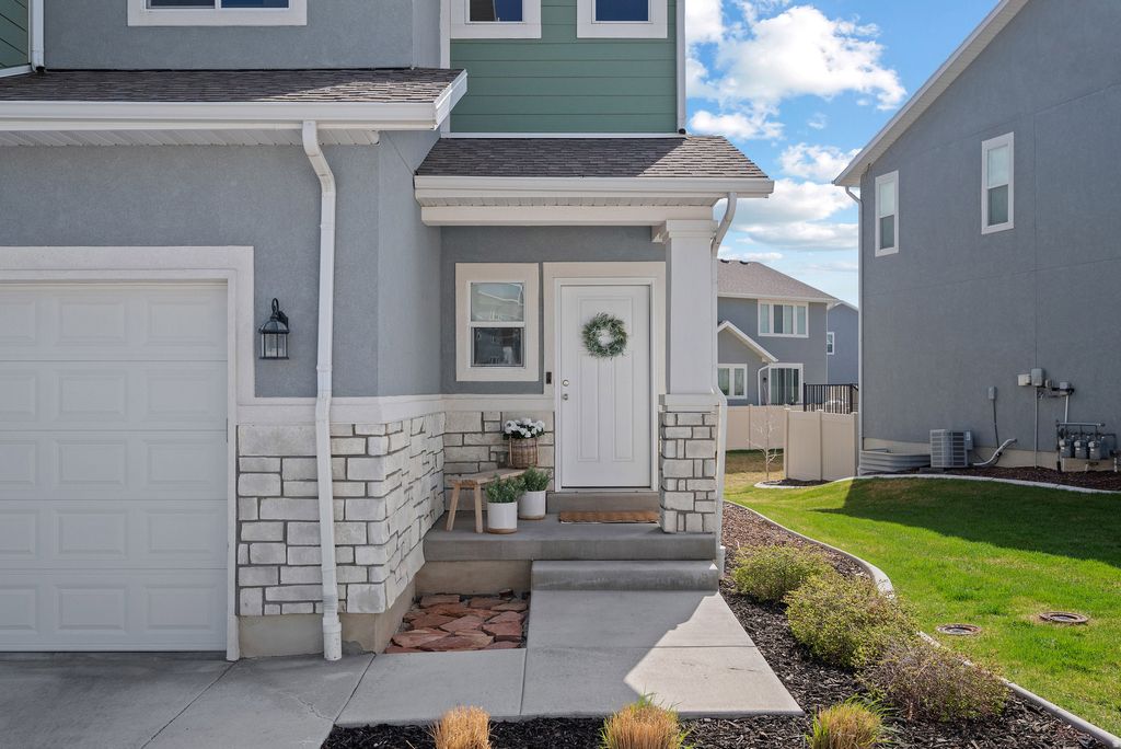 Photo of 3326 E CALEDONIA AVE N, Eagle Mountain, UT 84005 (MLS # 2147970)