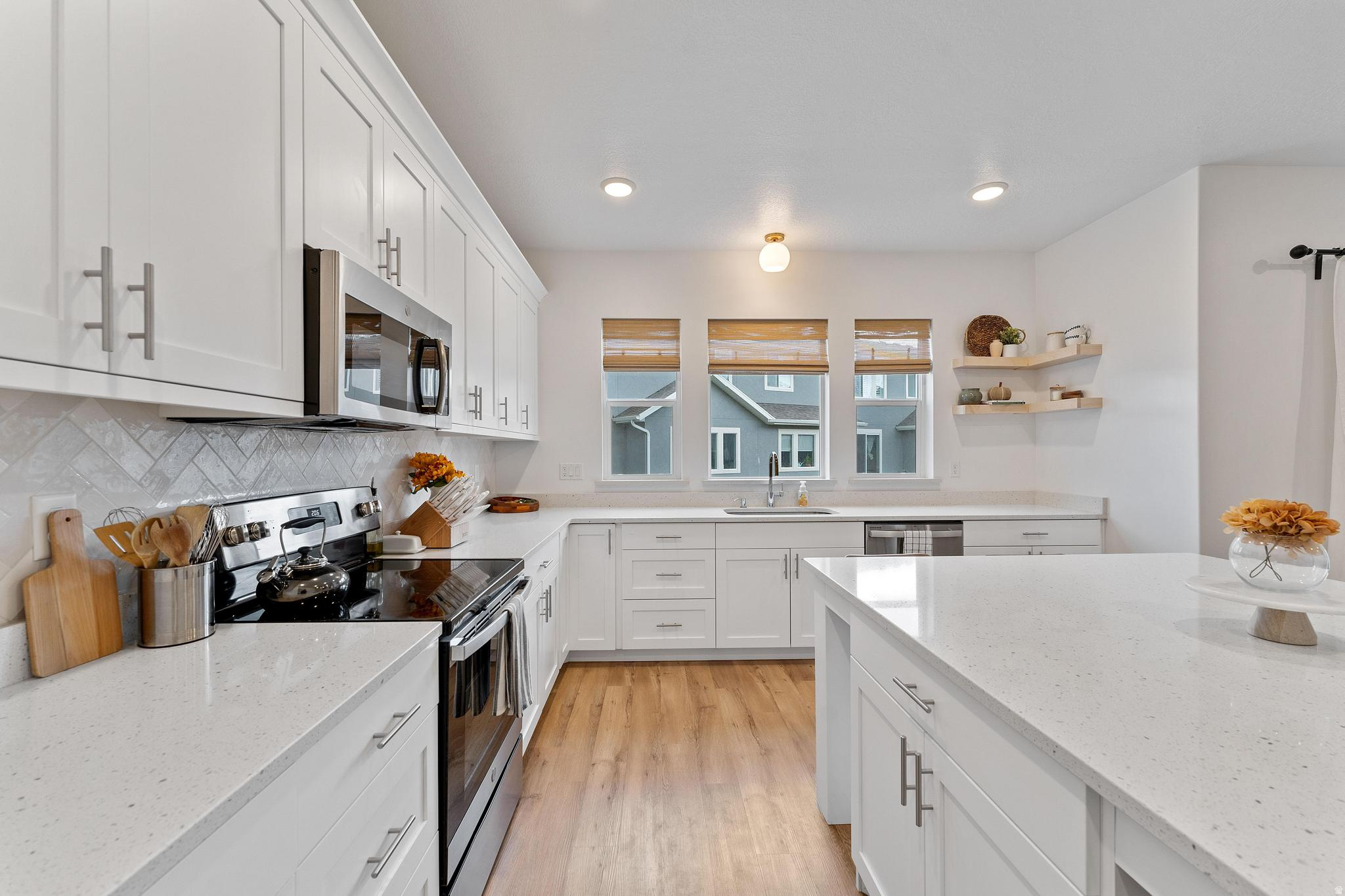 SIMPSON HOLLOW - Residential