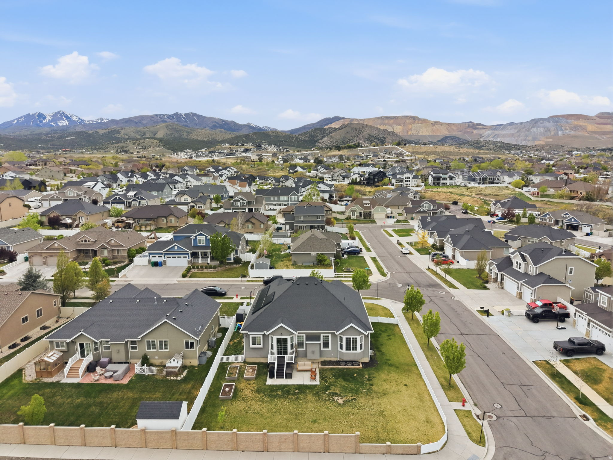 DESERT CREEK 420 - Residential