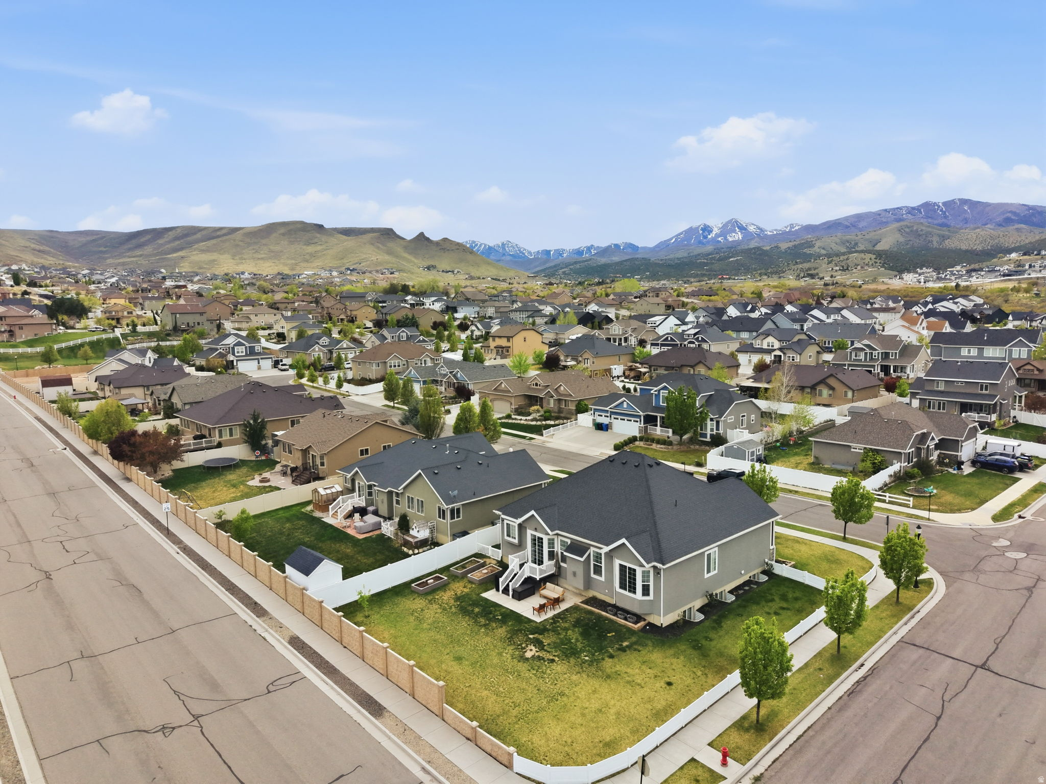 DESERT CREEK 420 - Residential