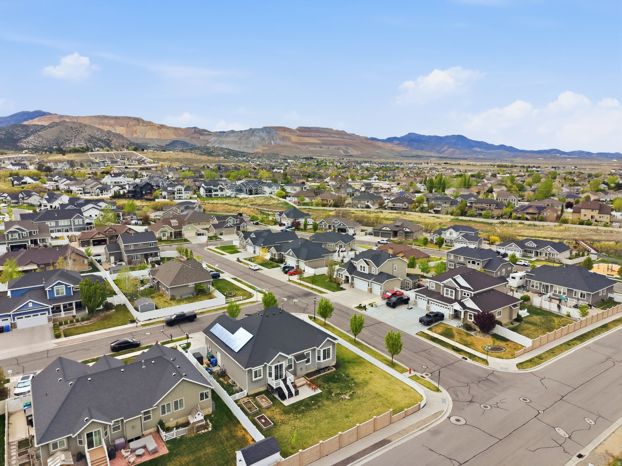 DESERT CREEK 420 - Residential