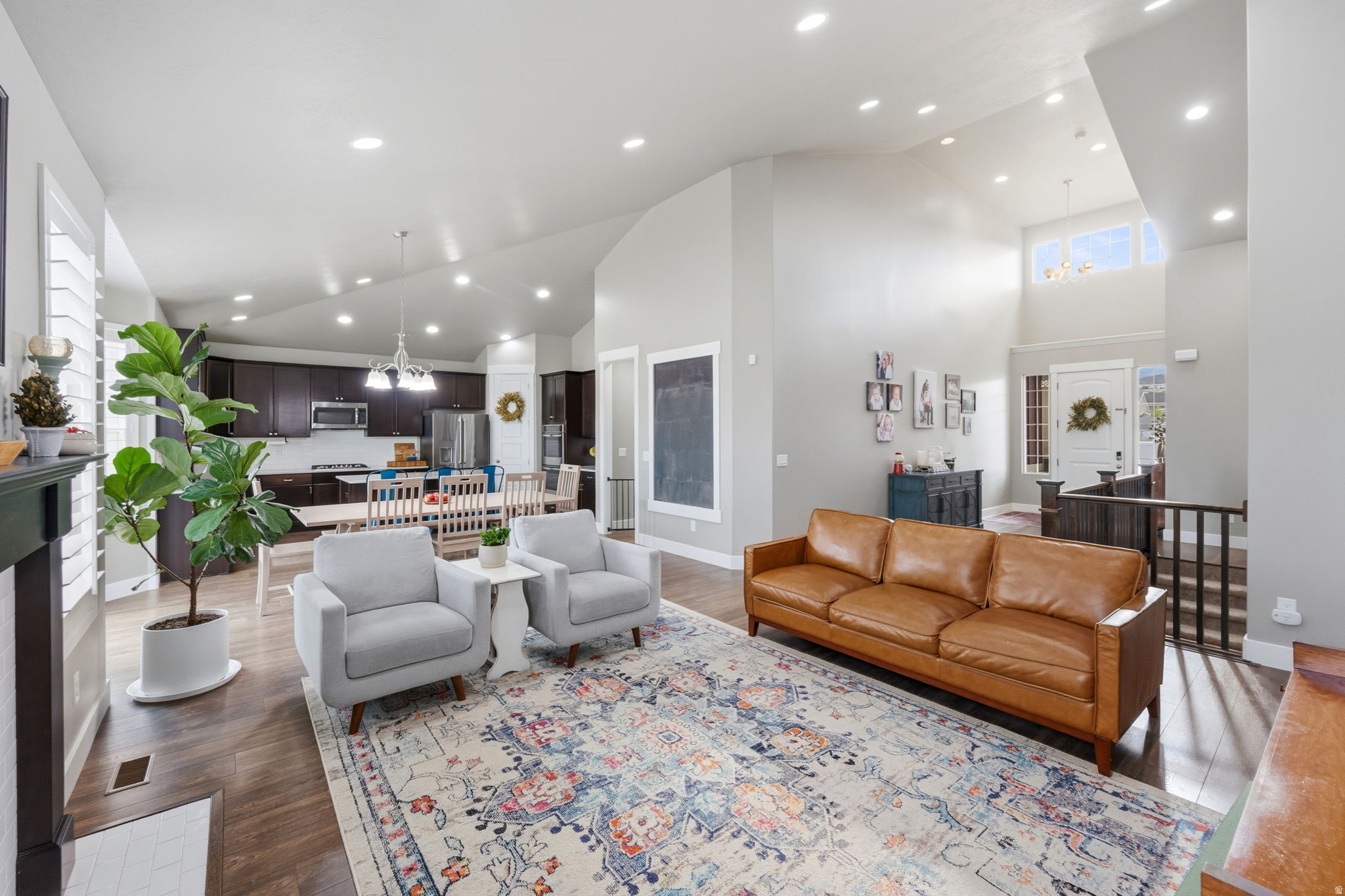 DESERT CREEK 420 - Residential